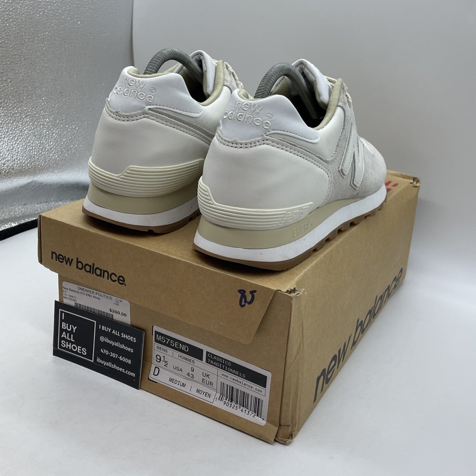 Size 9.5 - New Balance END. x 575 Made in England Marble White (M575END)