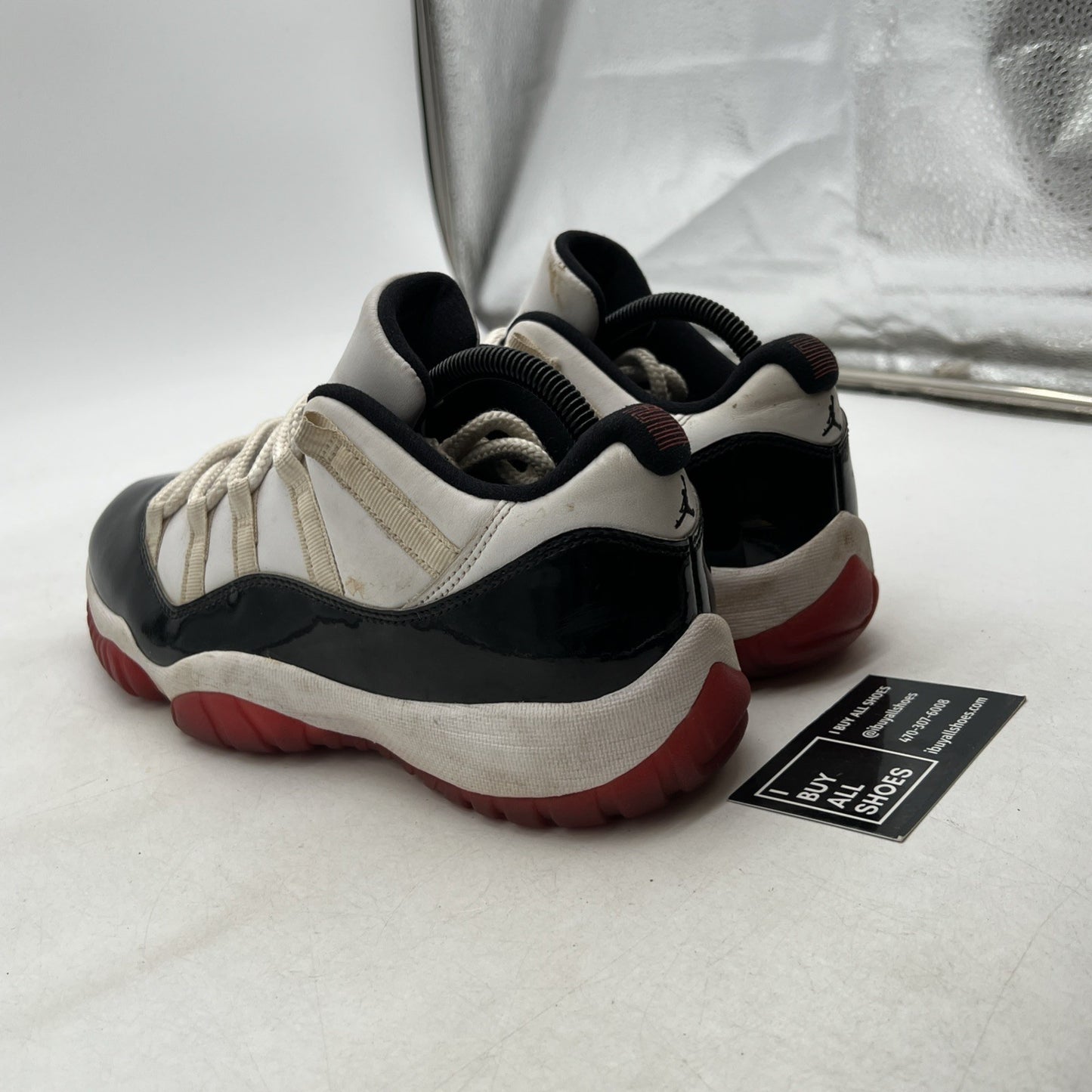 Size 8.5 - Air Jordan 11 Retro Low Concord-Bred (AV2187-160)