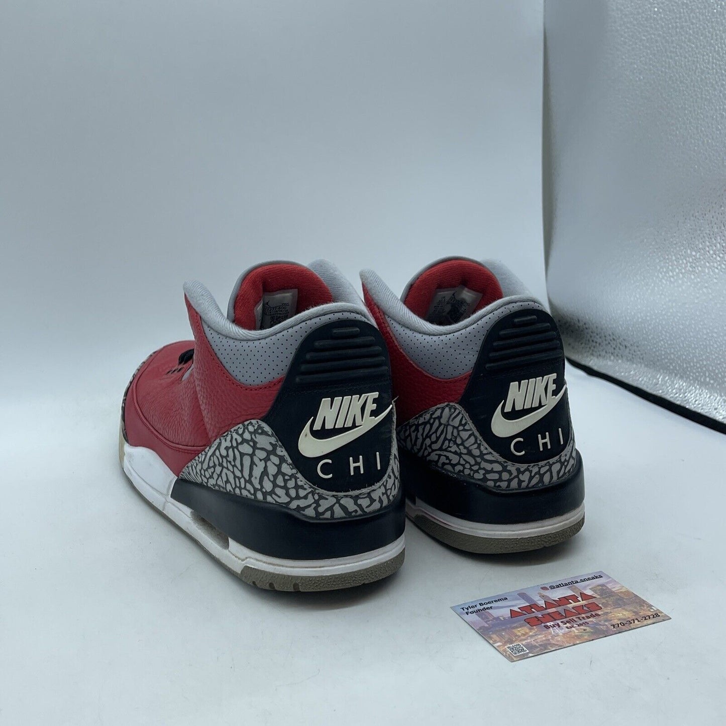 Size 10.5 - Air Jordan 3 Retro SE Unite - CHI Exclusive Suede (CU2277-600)