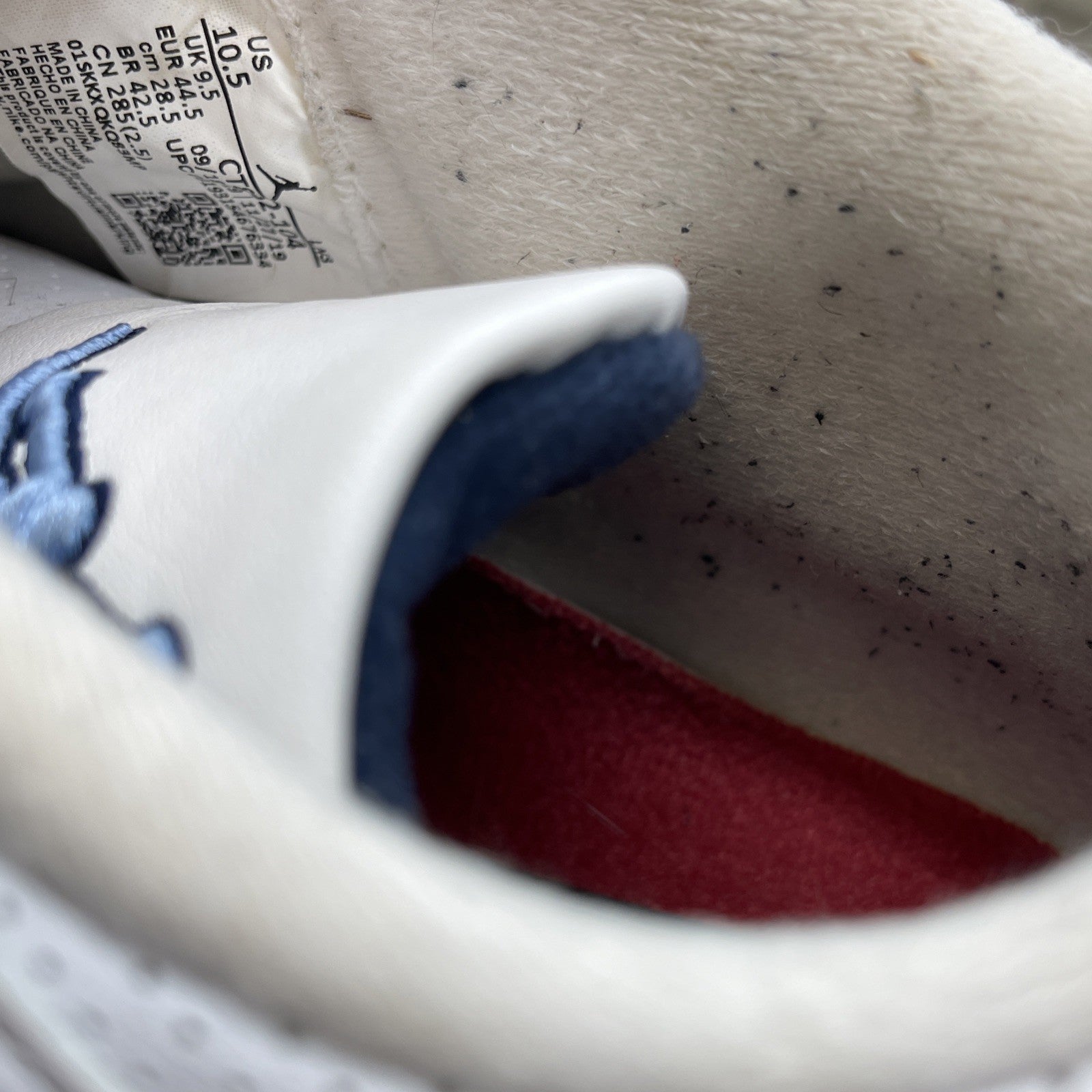 Size 10.5 - Jordan 3 Retro Mid UNC White Grey Blue Suede Leather (CT8532-104)
