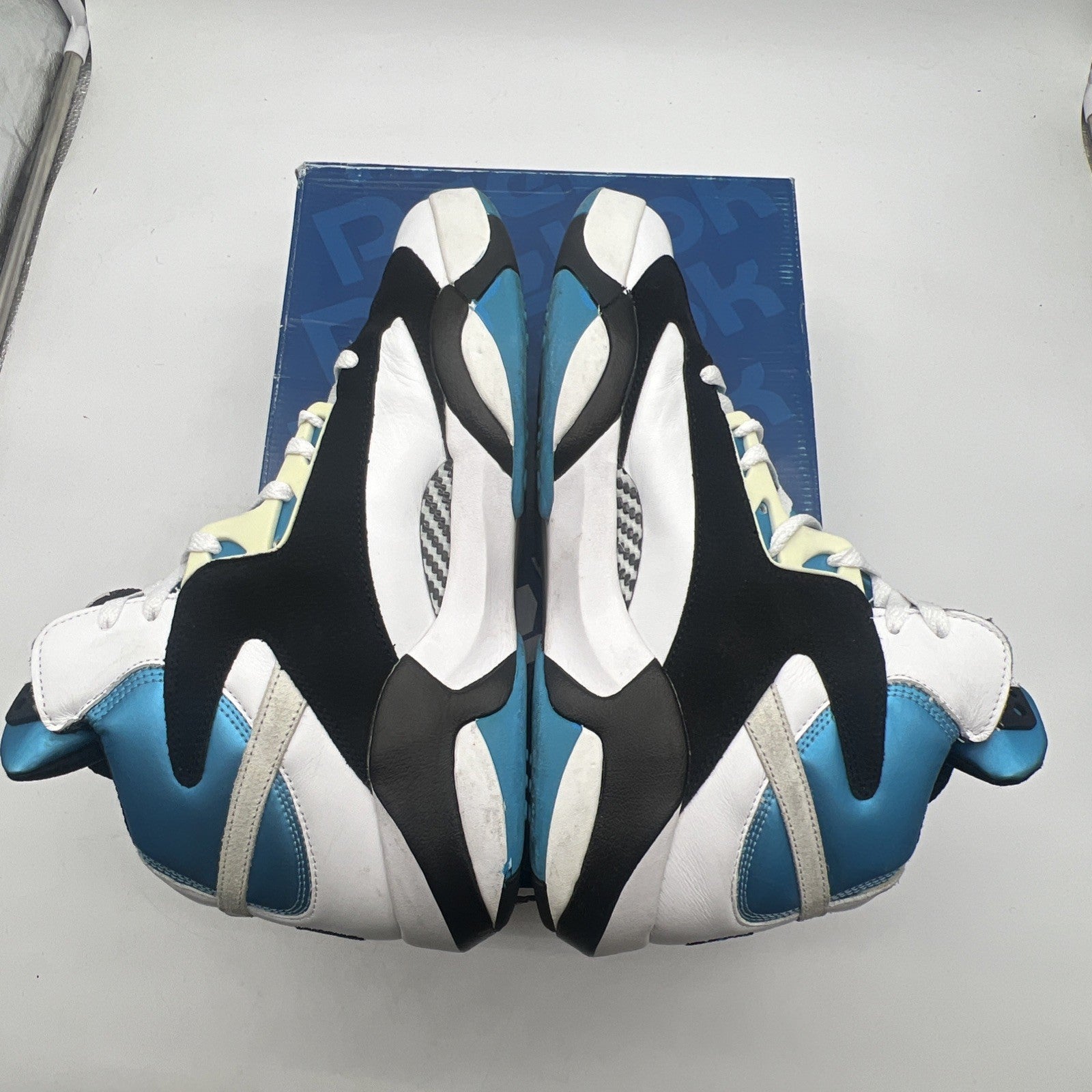 Size 11.5 - Reebok Shaq Attaq 2013 Orlando Magic (V47915)