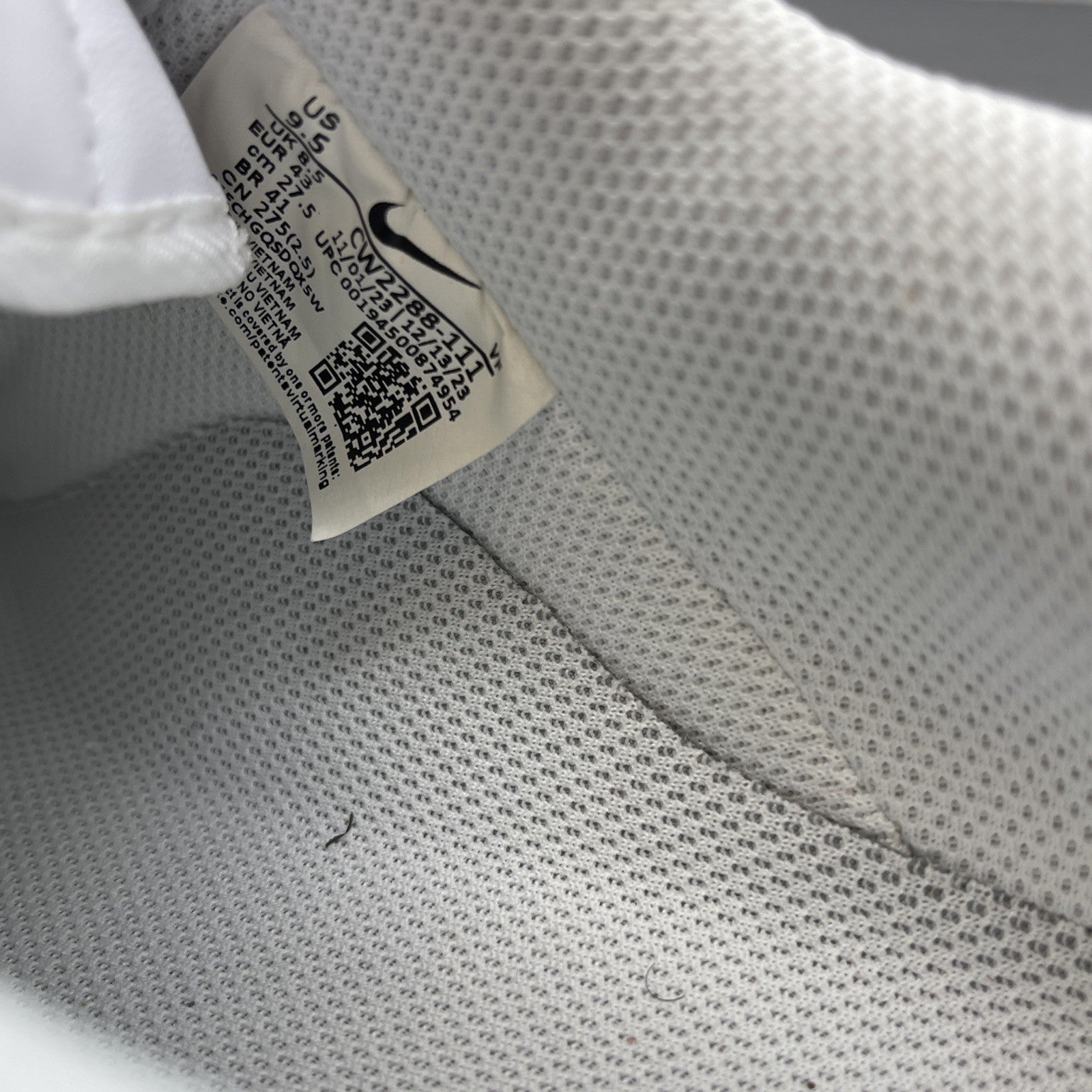 Size 9.5 - Nike Air Force 1 '07 Low Triple White Leather (CW2288-111)