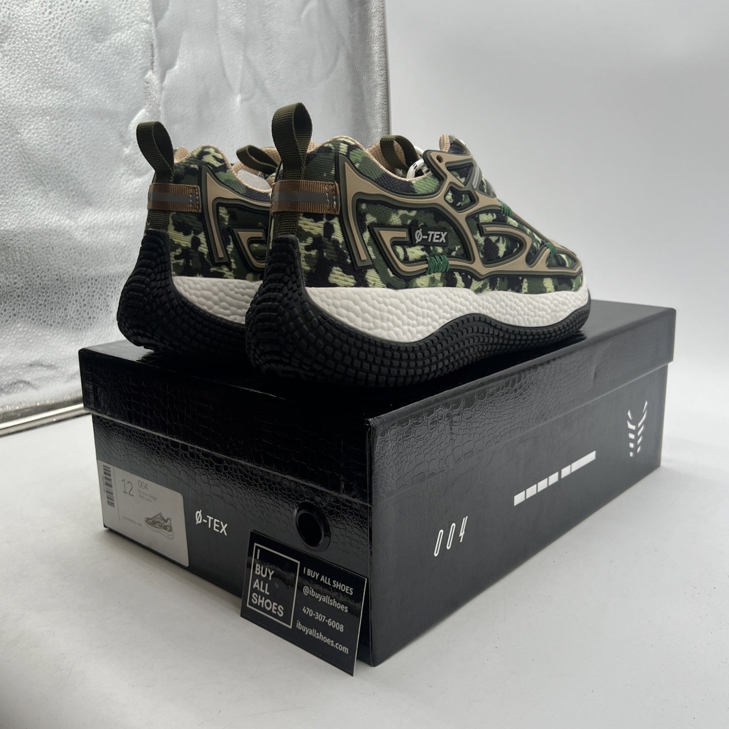 Size 12 - John Geiger 004 Beige Camo FRIENDS FAMILY