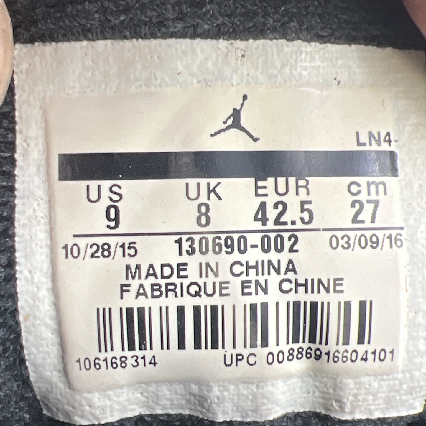 Size 9 - Air Jordan 12 Retro Mid Flu Game (130690-002)