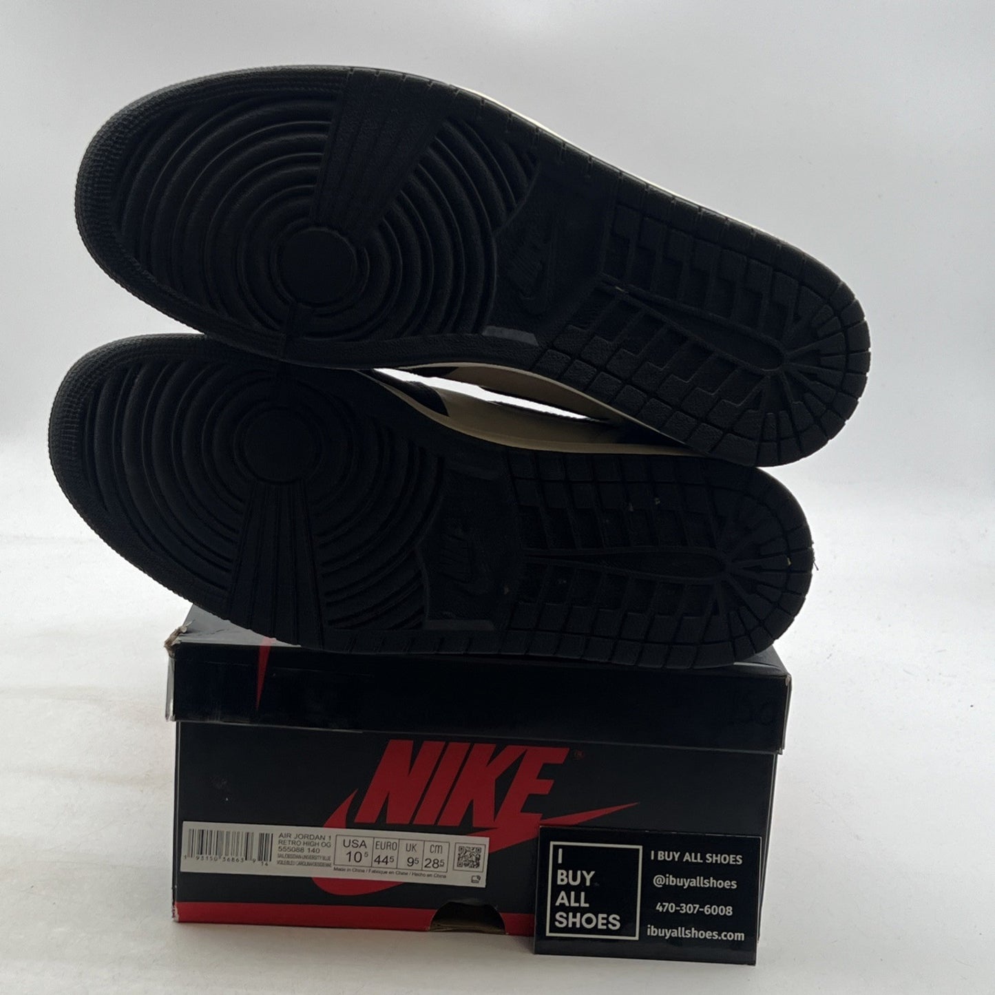 Size 10.5 - Air Jordan 1 Retro OG High Obsidian UNC 2019 (555088-140)