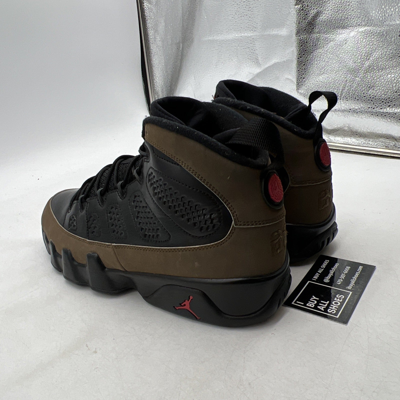 Size 9.5 - Air Jordan 9 Retro 2012 Olive (302370-020)