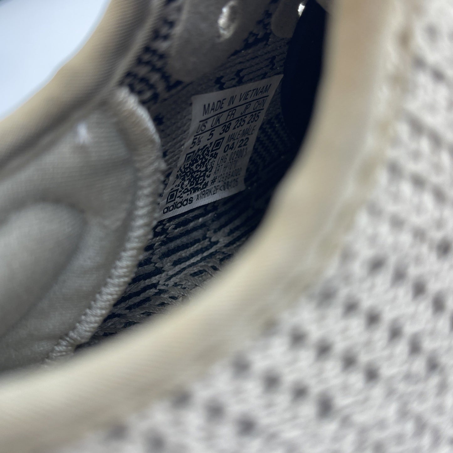 Size 5.5 - adidas Yeezy Boost 350 V2 Low Slate Brown Black Suede (HP7870)