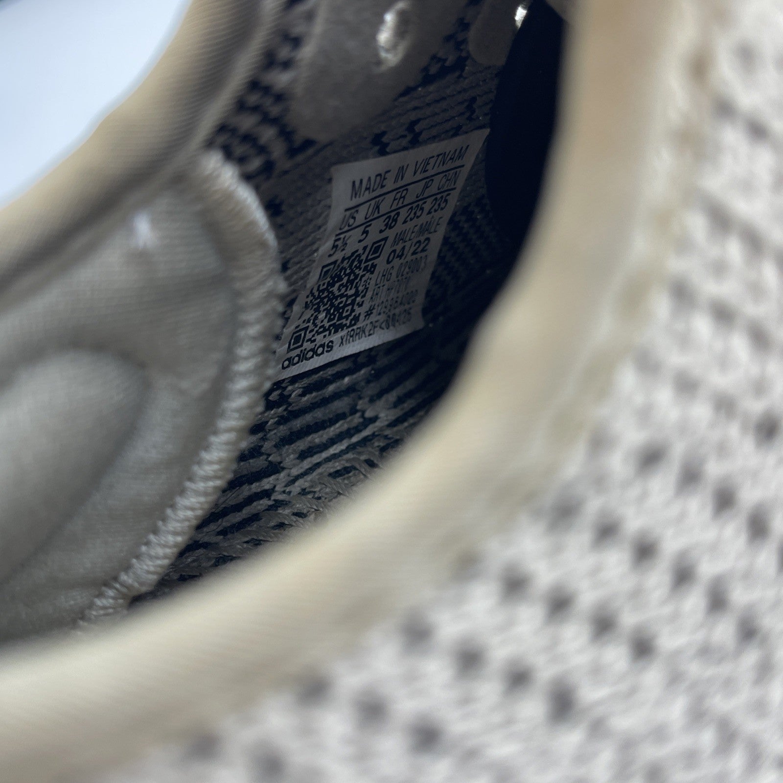 Size 5.5 - adidas Yeezy Boost 350 V2 Low Slate Brown Black Suede (HP7870)