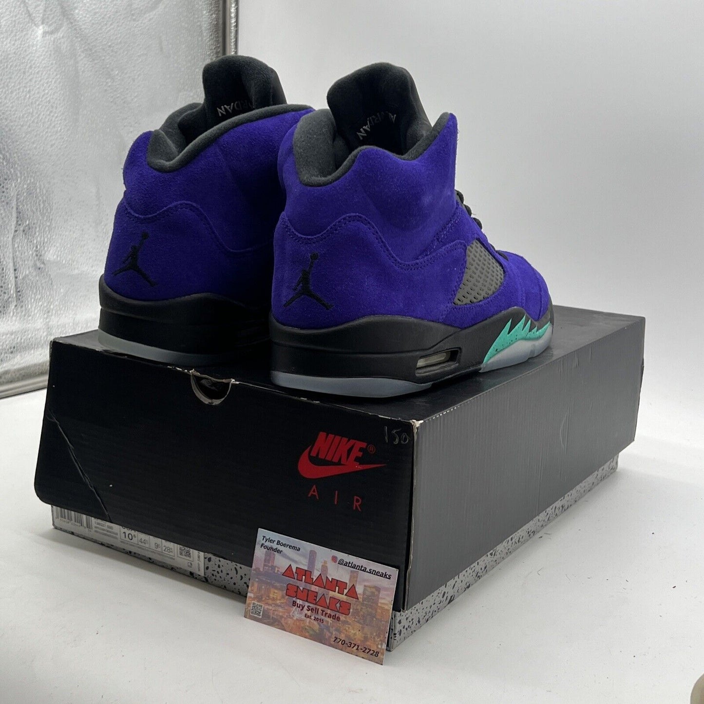 Size 10.5 - Air Jordan 5 Retro Alternate Grape 2020 (136027-500)