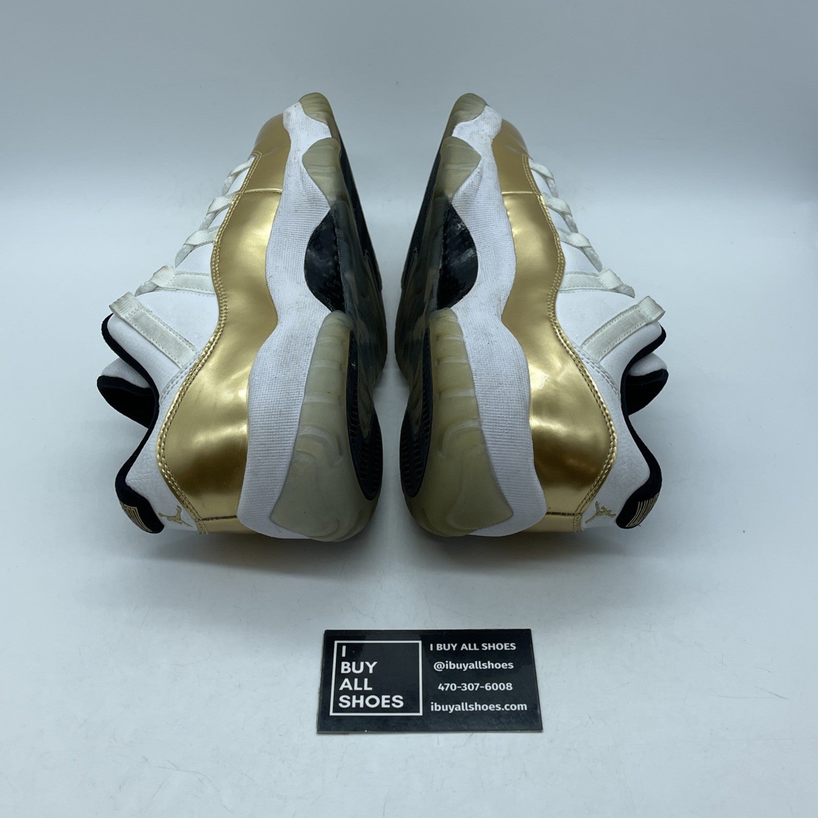 Size 9.5 - Air Jordan 11 Retro Low Closing Ceremony Leather (528895-103)