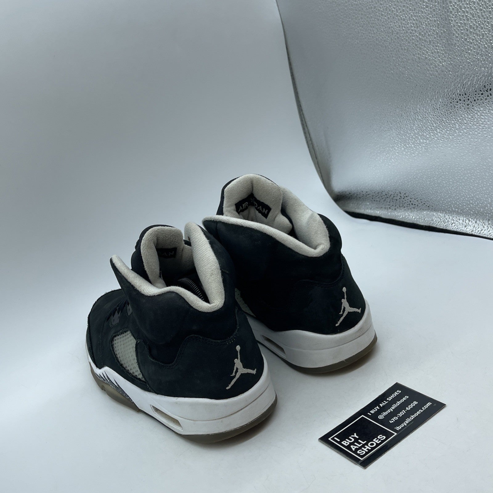 Size 10.5 - Air Jordan 5 Retro Mid Oreo (CT4838-011)