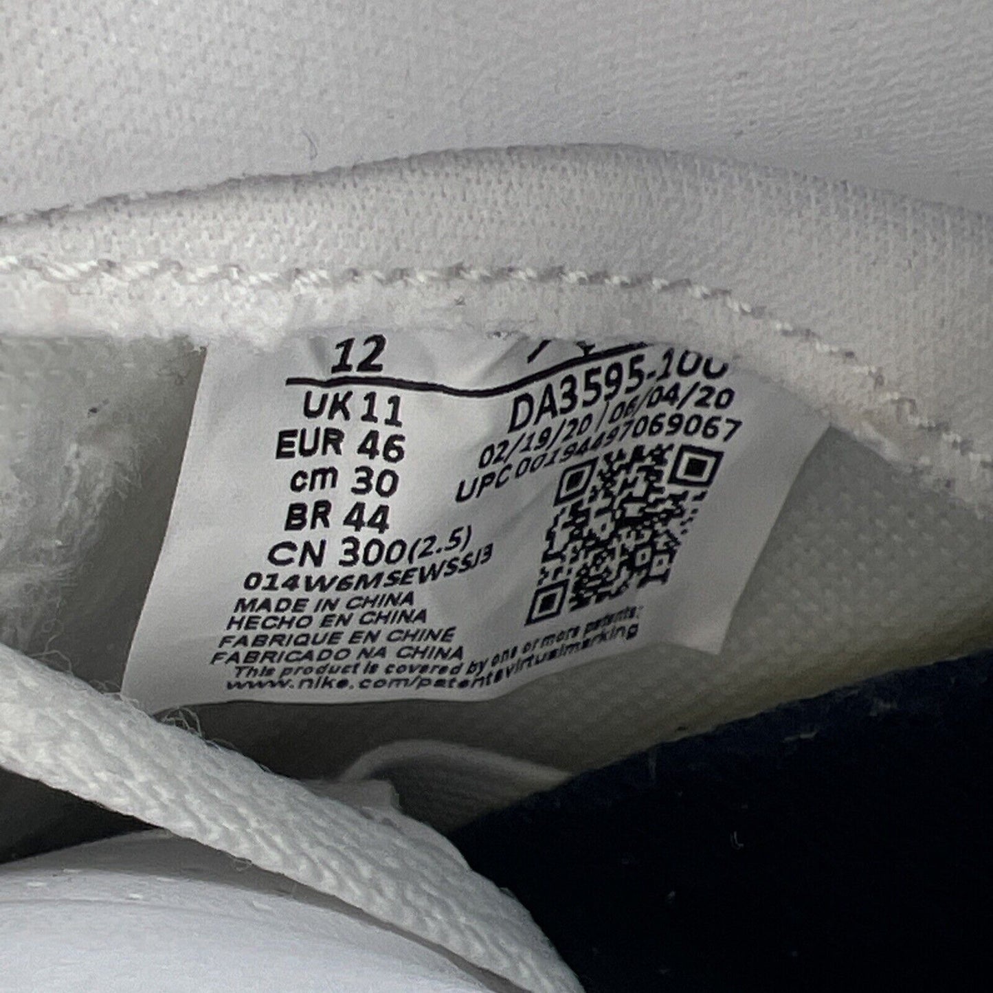 Size 12 - Jordan 3 Retro SP x Fragment Design Mid White Black (DA3595-100)