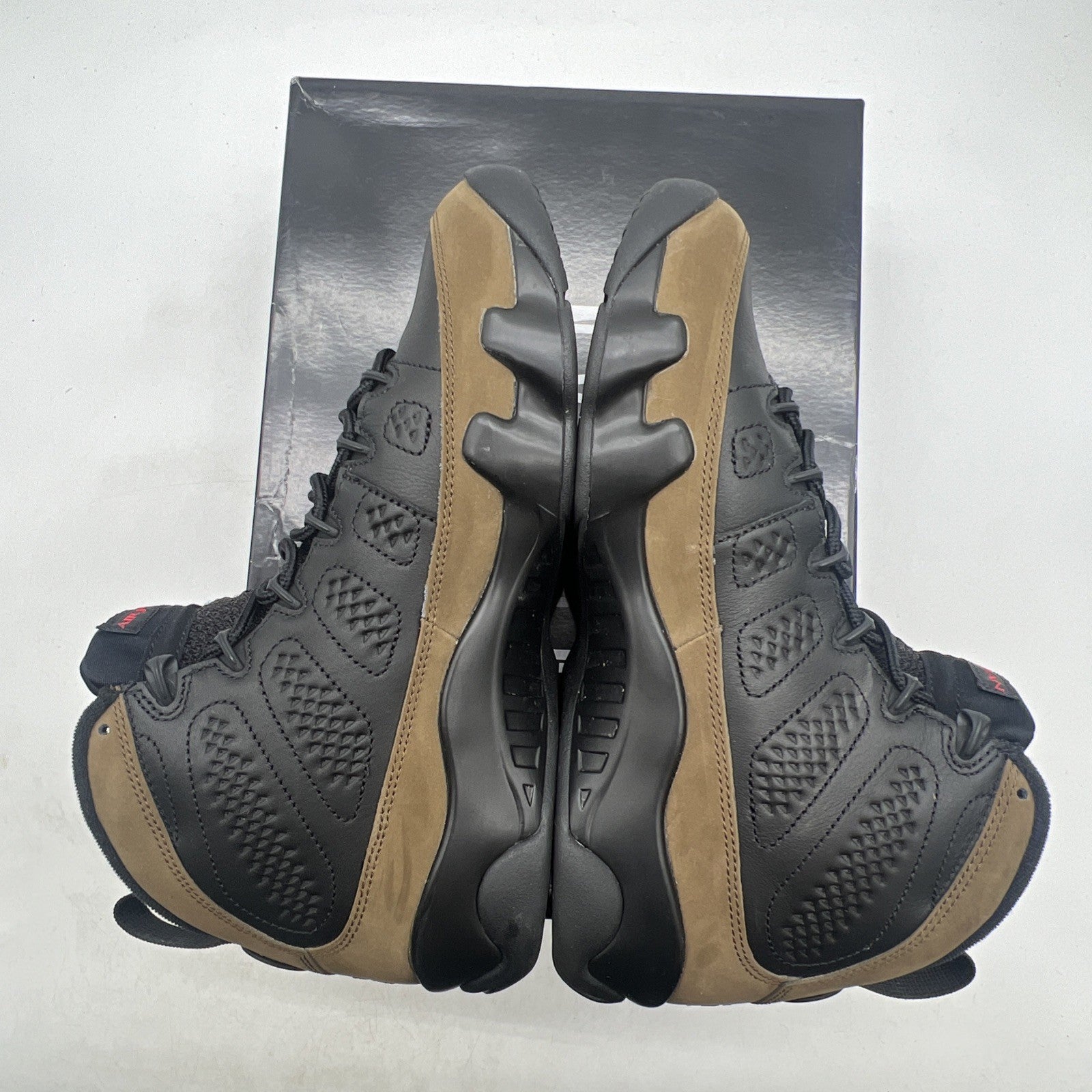 Size 9.5 - Air Jordan 9 Retro 2024 Olive (HV4794-030)