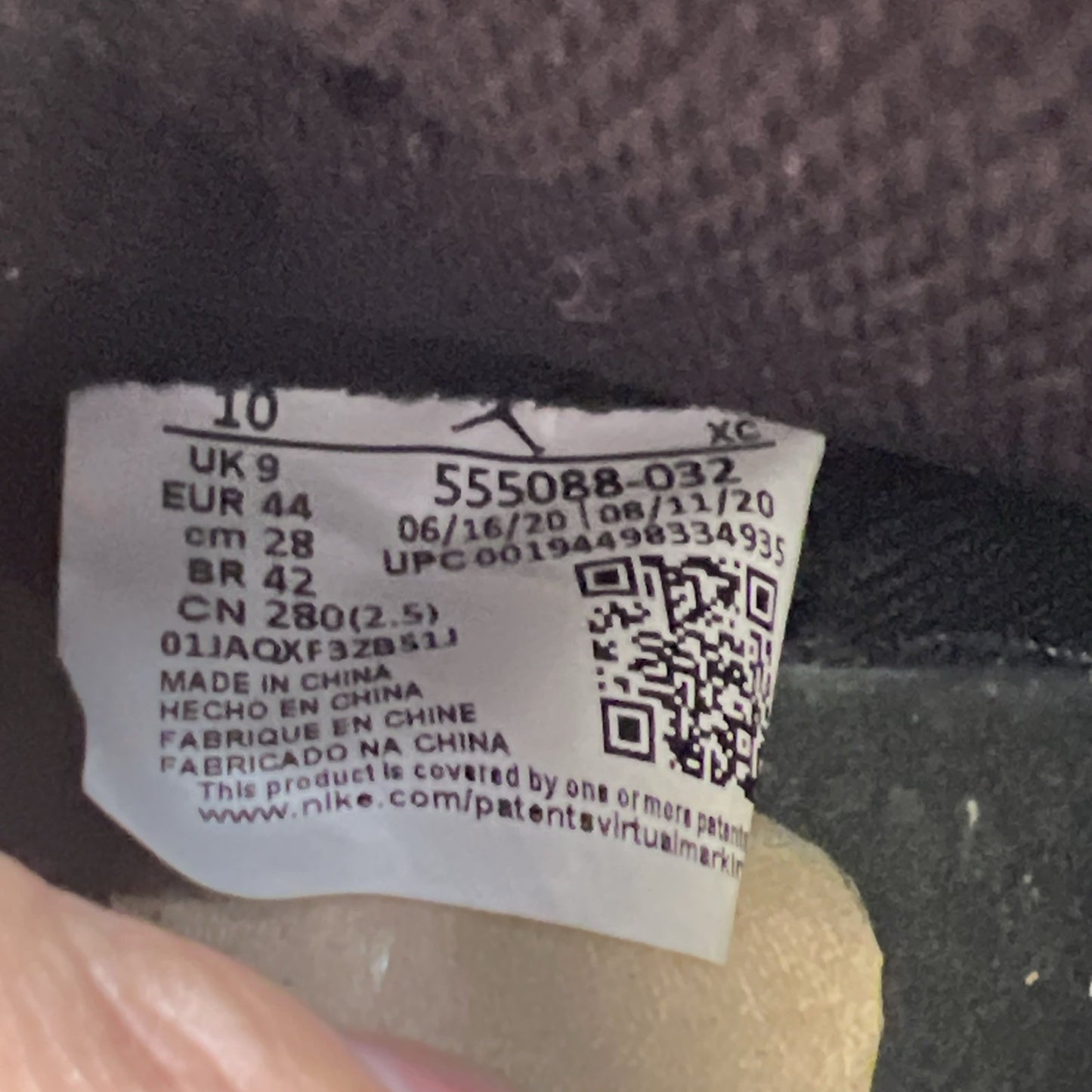 Size 10 - Air Jordan 1 Black 2020 (555088-032)