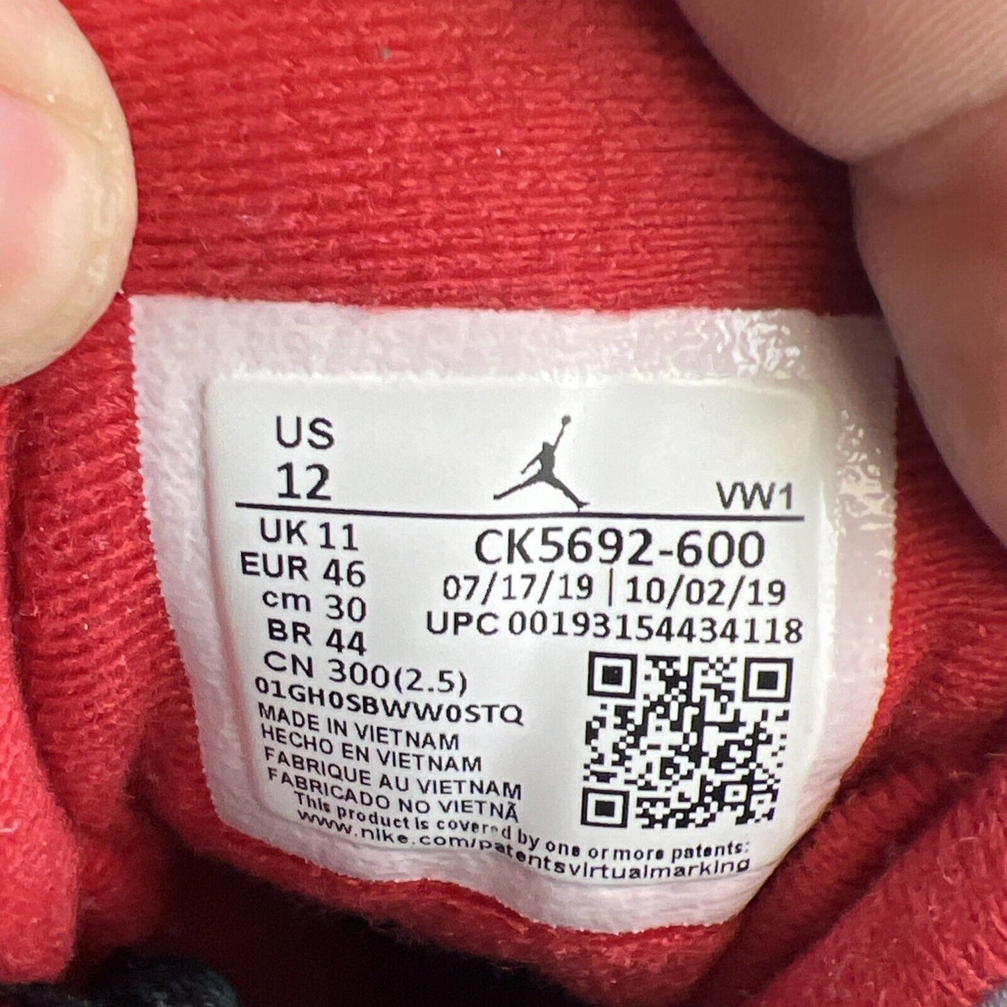 Size 12 - Air Jordan 3 Retro SE Mid Unite (CK5692-600)