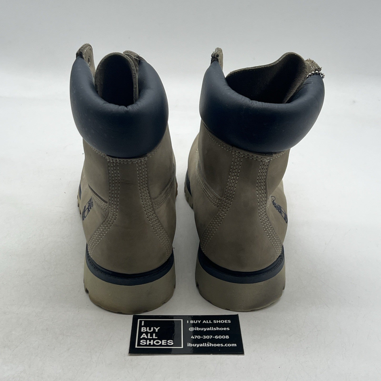 Size 9 - Timberland Classic Workwear Outdoor Boots
