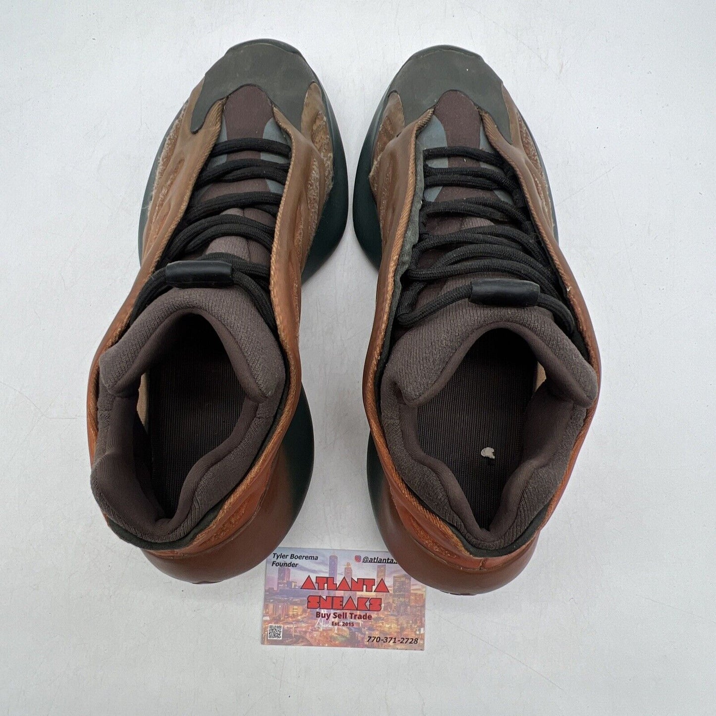 Size 9.5 - adidas Yeezy 700 V3 Copper Fade (GY4109)