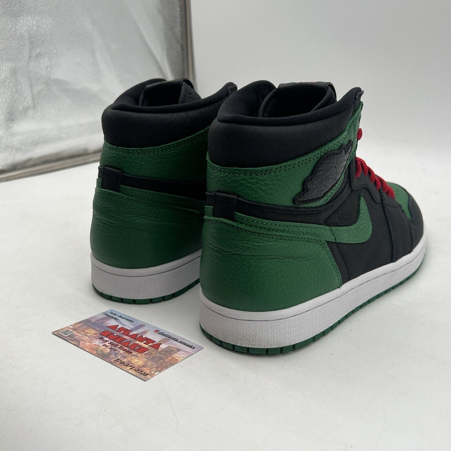 Size 10 - Jordan 1 Retro OG High Pine Green 2.0 (555088-030)