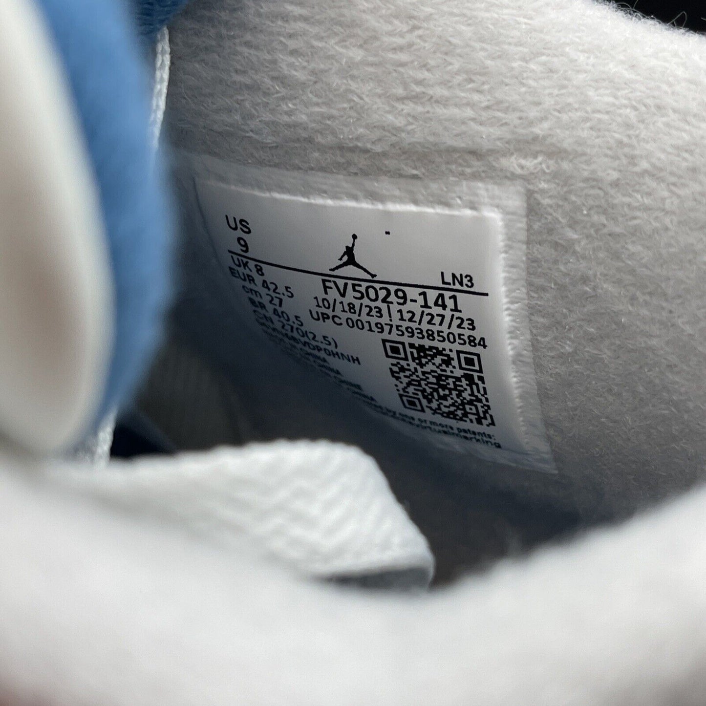 Size 9 - Air Jordan 4 Retro 2024 Military Blue White Leather (FV5029-141)