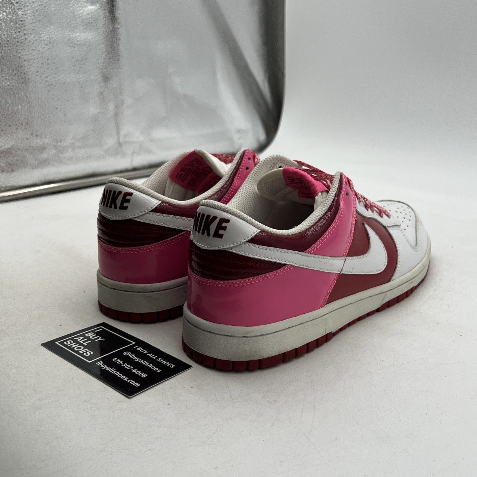 Size 11W - Nike Dunk Low Valentine’s Day White Pink EUC 2007 (917813-114)