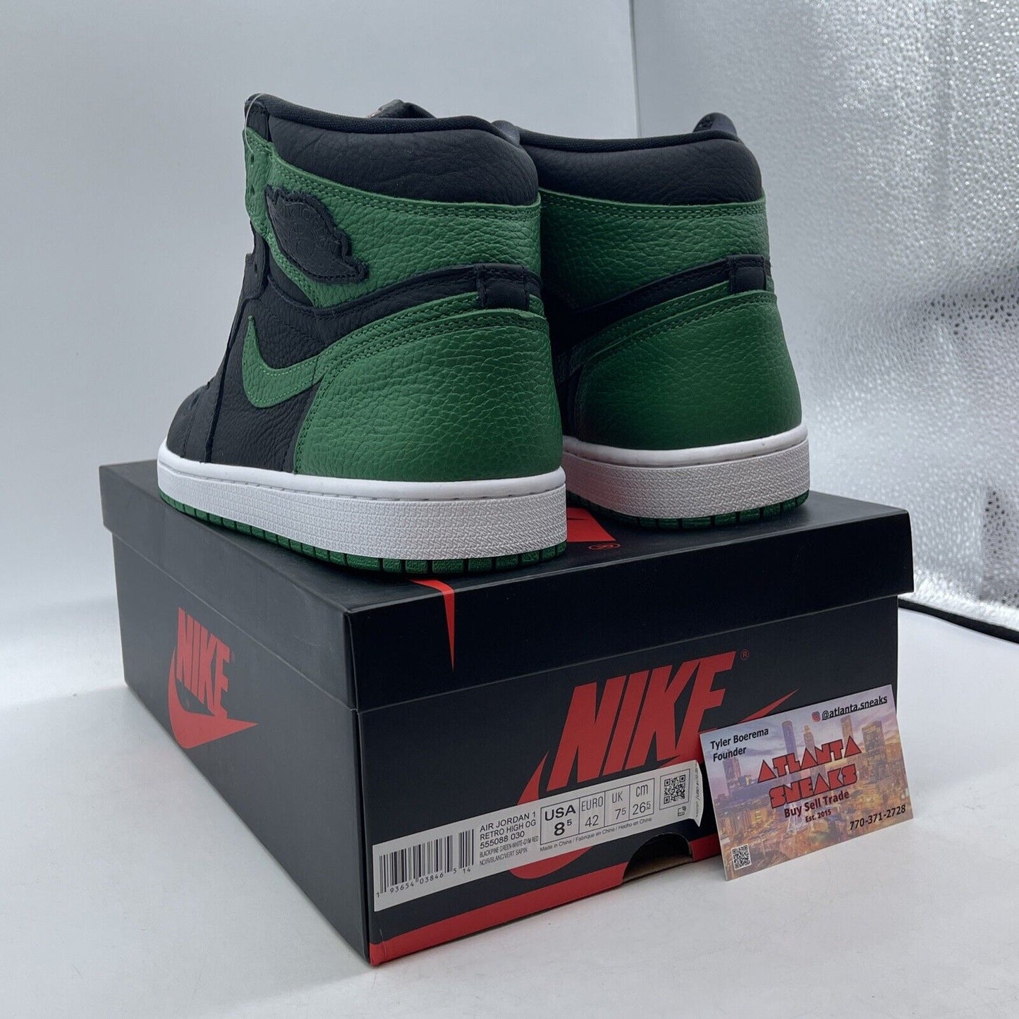 Size 8.5 - Jordan 1 Retro OG High Pine Green 2.0 White Black (555088-030)