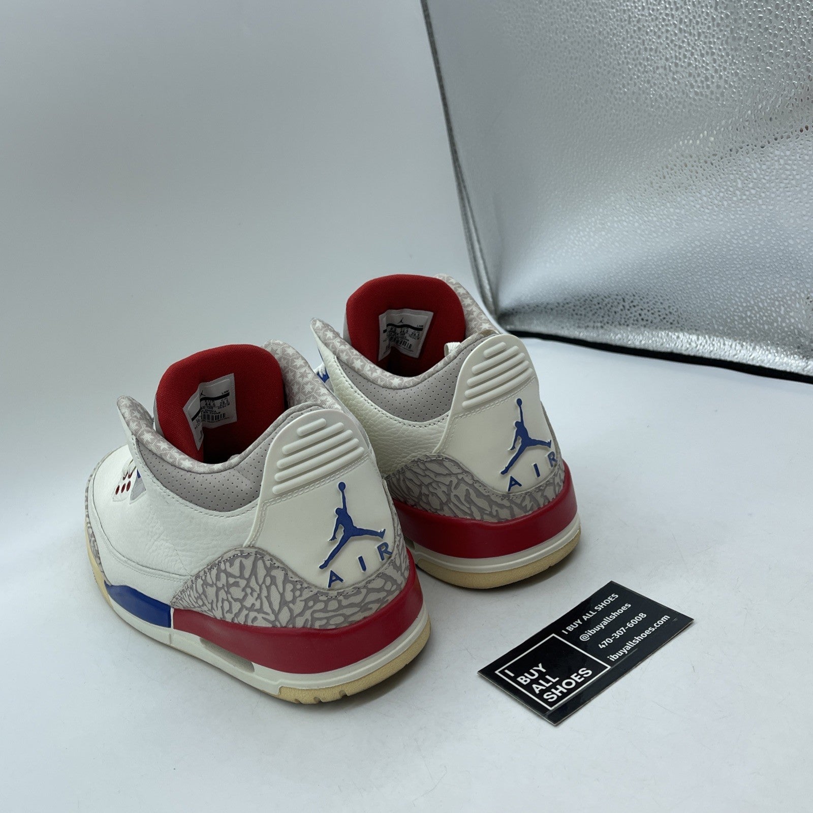 Size 10.5 - Air Jordan 3 Retro International Flight Suede Leather (136064-140)