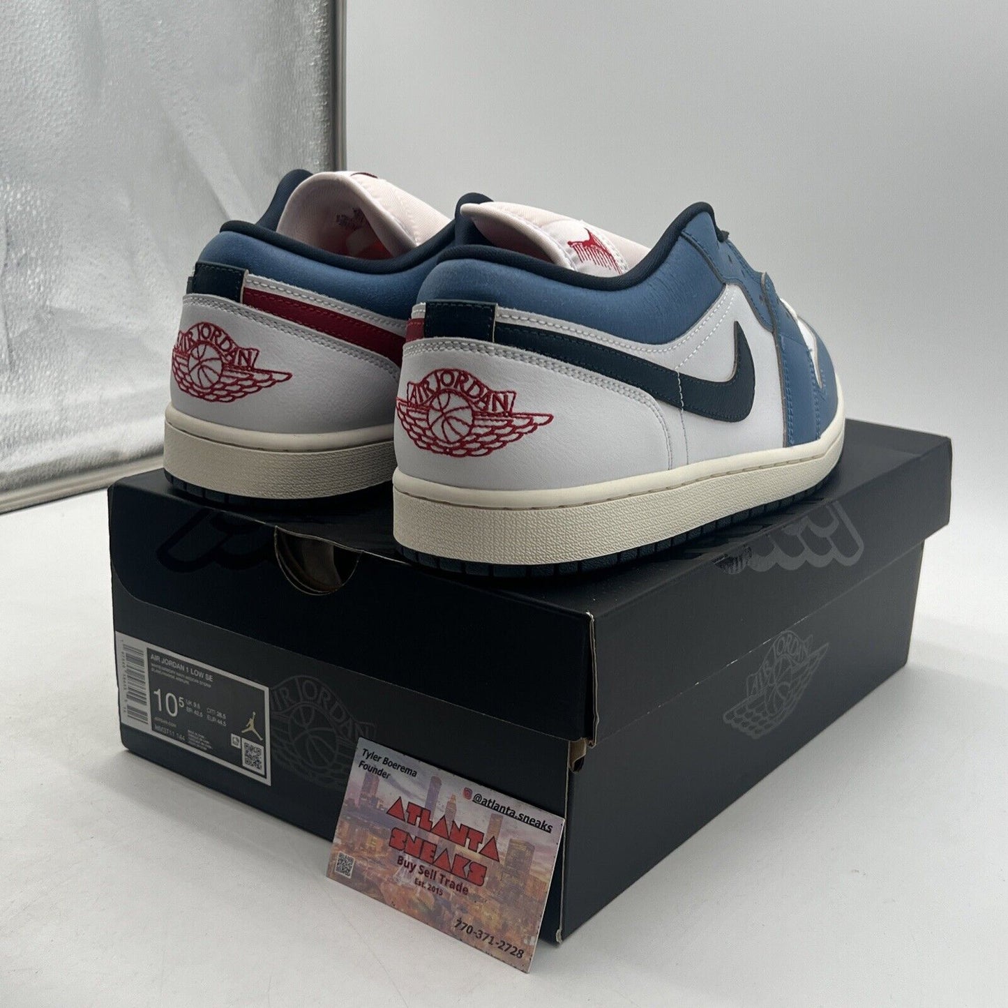 Size 10.5 - Nike Air Jordan 1 Low SE Shoes White Armory Navy (HM3711-144)