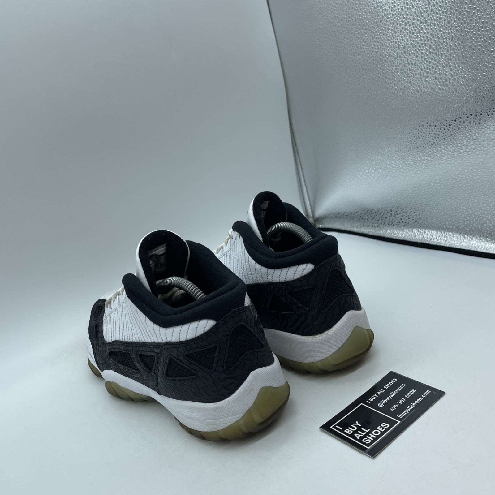 Size 9 - Air Jordan 11 Retro IE Low White Black (306008-100)