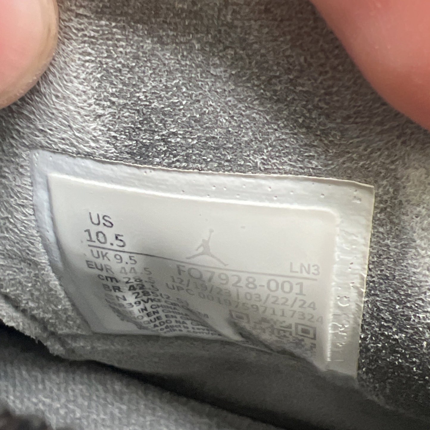 Size 10.5 - Air Jordan 4 Retro SE Wet Cement (FQ7928-001)