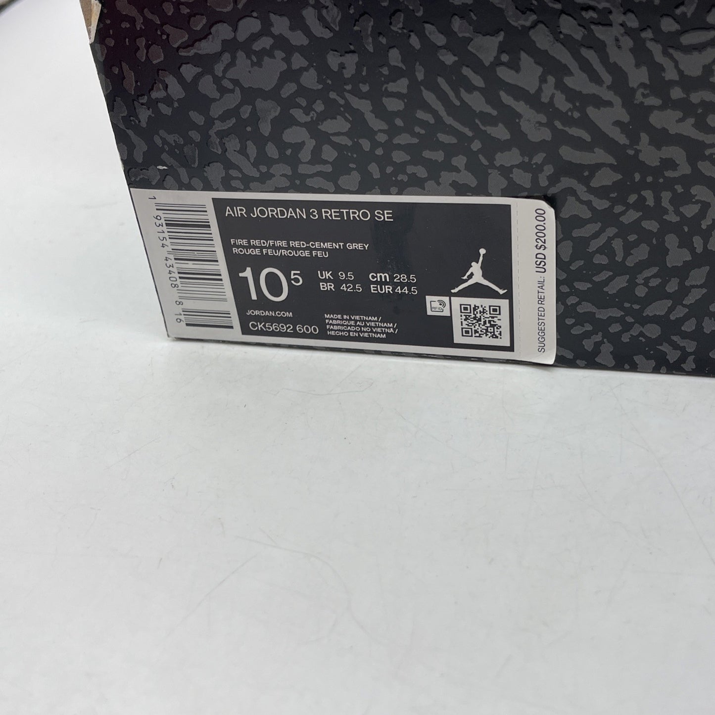 Size 10.5 - Air Jordan 3 Retro SE Mid Unite (CK5692-600)