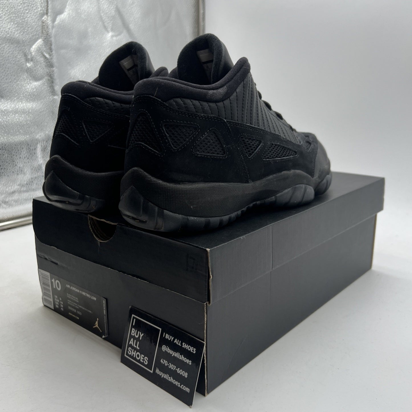 Size 10 - Air Jordan 11 IE Low Referee (306008-003)
