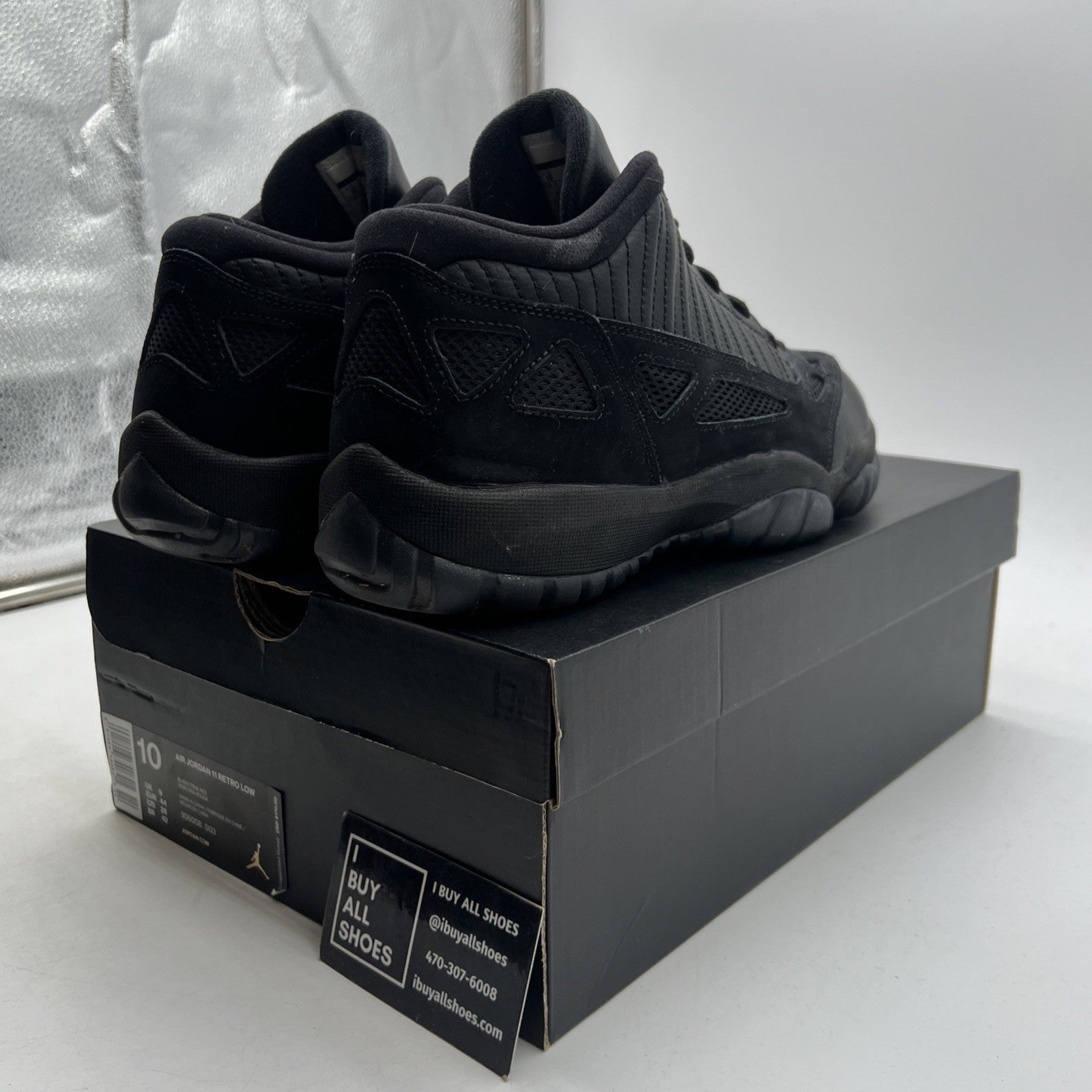 Size 10 - Air Jordan 11 IE Low Referee (306008-003)