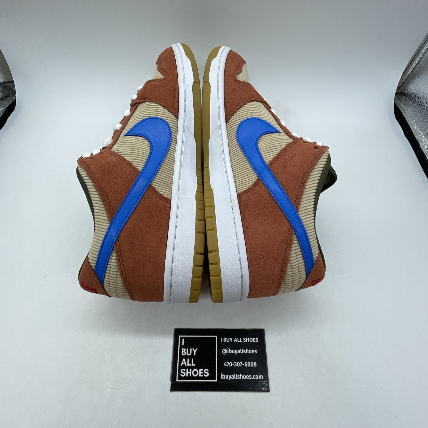 Size 11 - Nike Dunk Pro SB Low Corduroy (BQ6817-201)