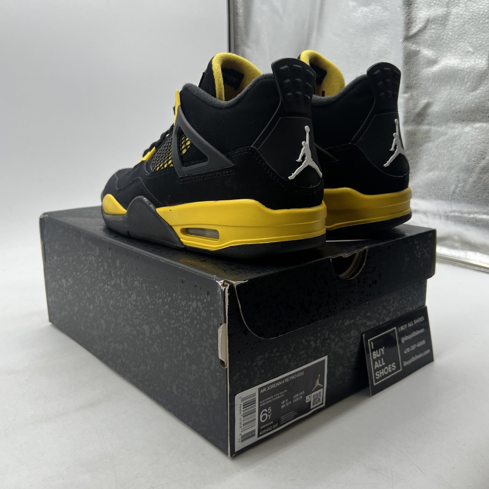 Size 6.5 - Air Jordan 4 Retro Mid Thunder (408452-017)