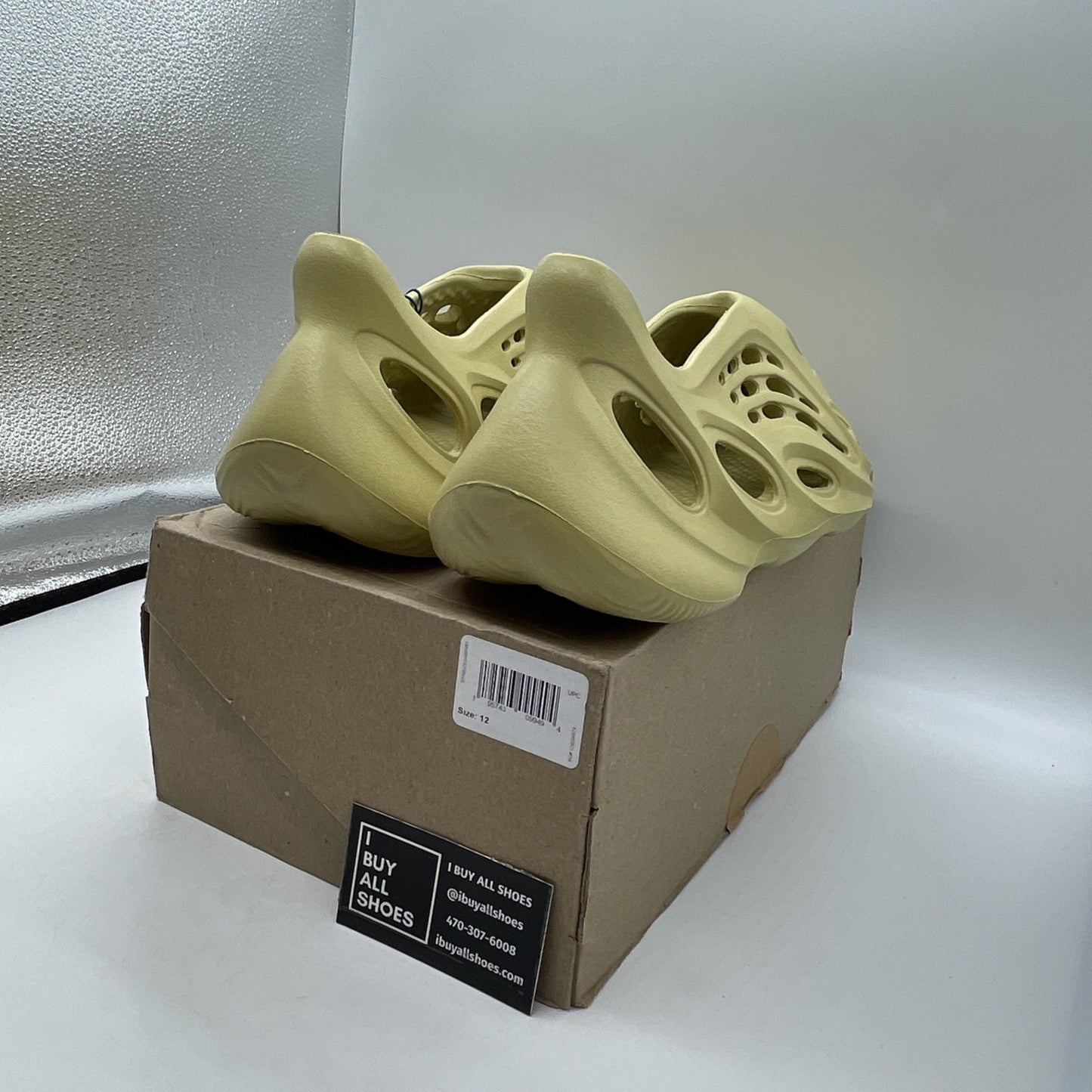 Size 12 - Adidas Yeezy Foam Runner Sulfur 2022 Yellow (GV6775)