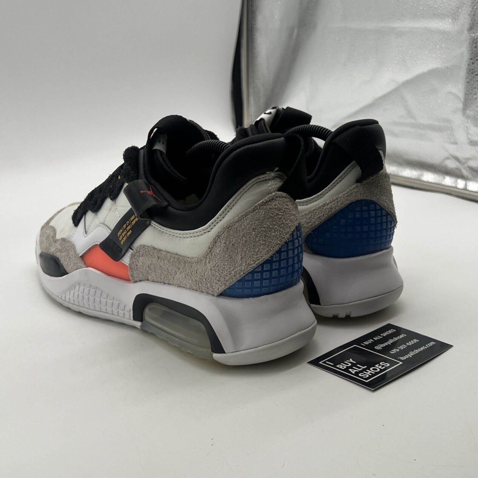Size 8 - Jordan MA2 Ultramarine (CV8122-101)