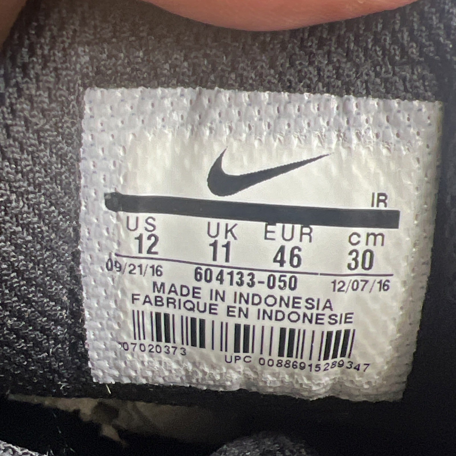 Size 12 - Nike Air Max Plus Low Triple Black (604133-050)