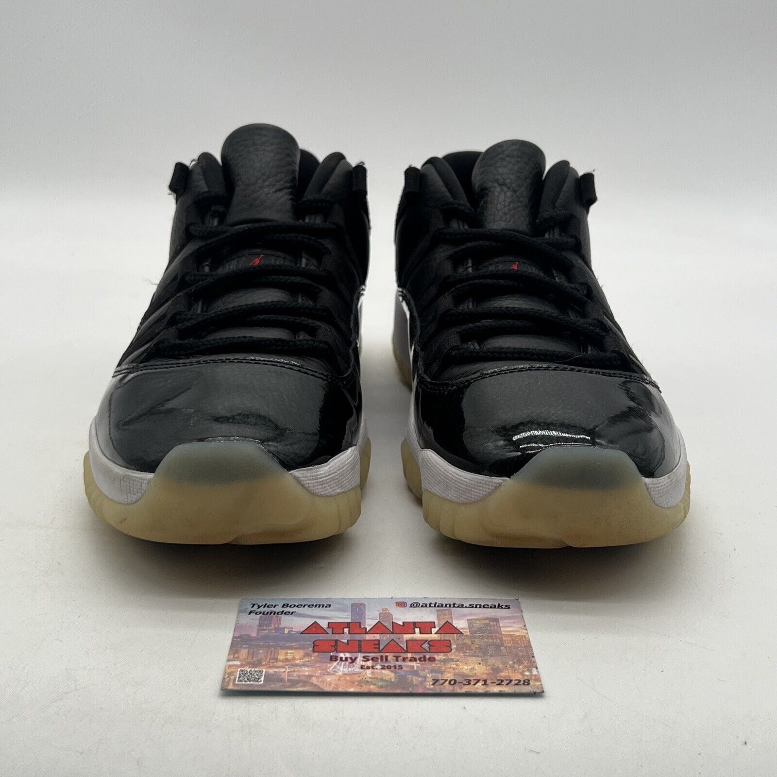 Size 9.5 - Air Jordan 11 Retro Low 72-10 (AV2187-001)