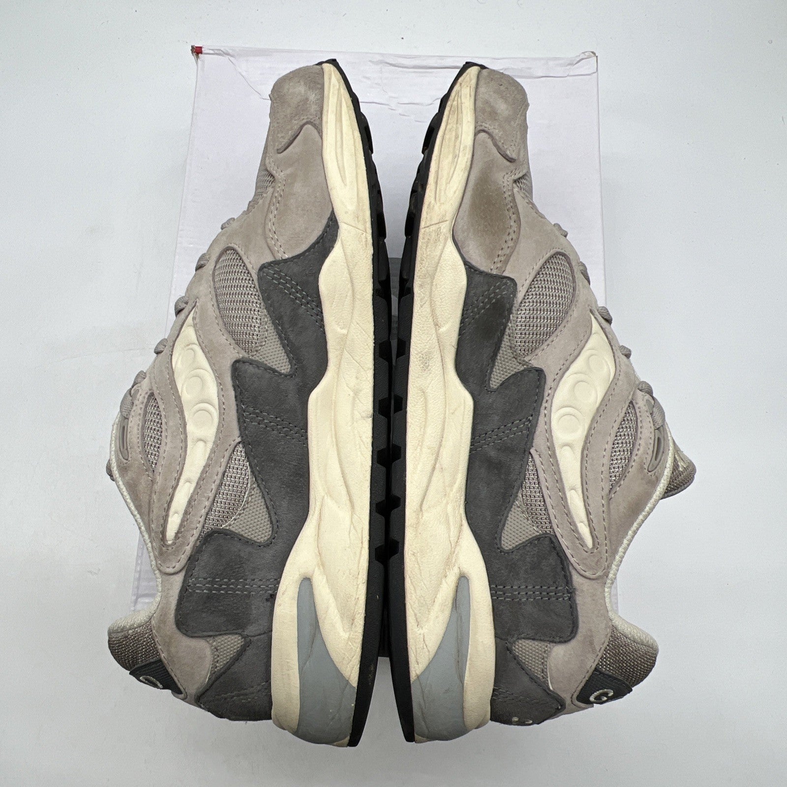 Size 12 - Saucony Grid Shadow 2 Grey Cream (S70772-2)
