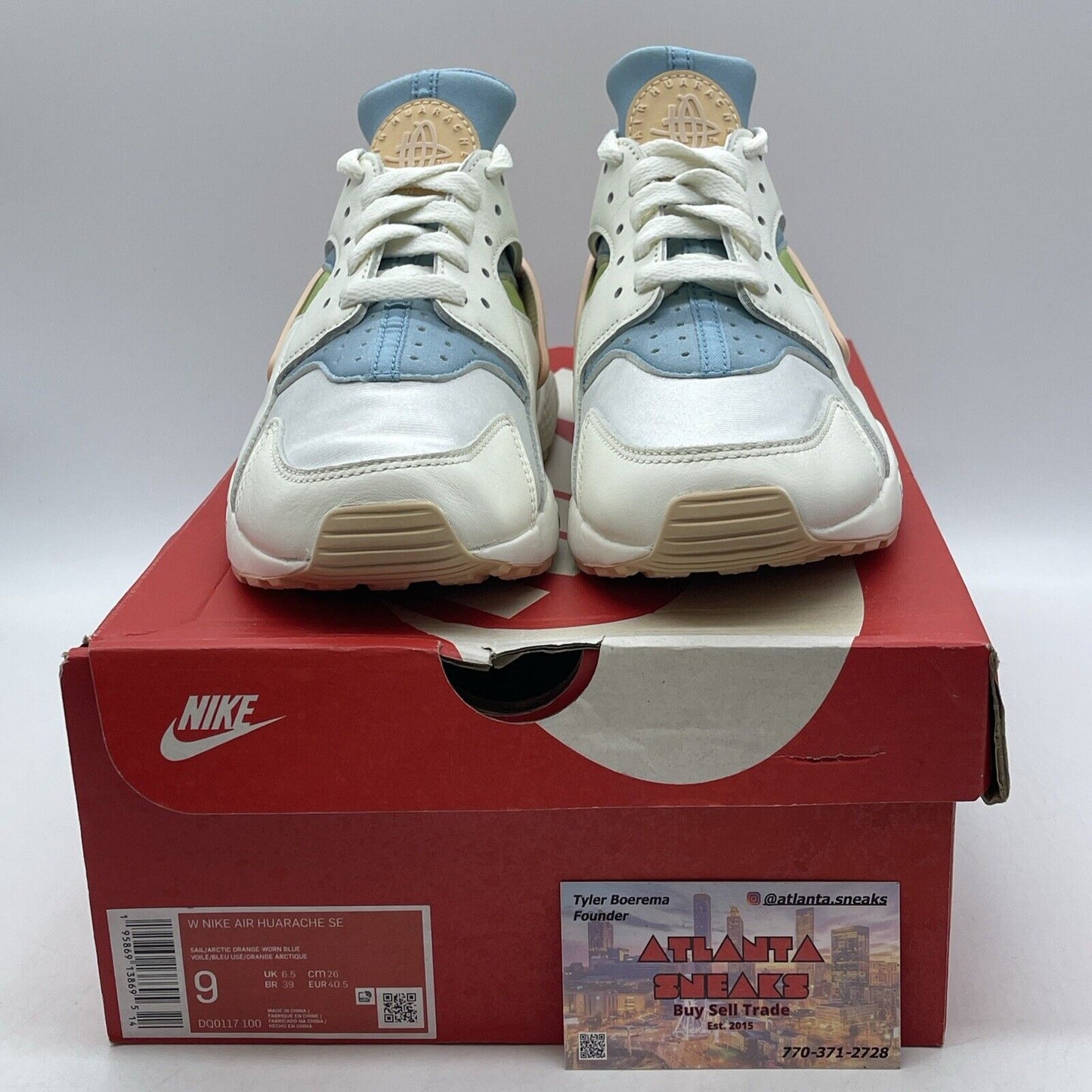 Size 9W - Nike Air Huarache SE Sun Club White Blue Leather Suede (DQ0117-100)