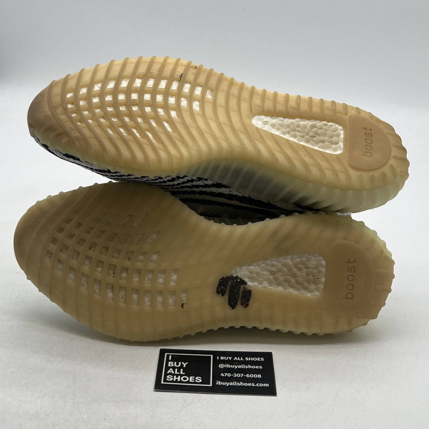 Size 9.5 - adidas Yeezy Boost 350 V2 Low Zebra (CP9654)