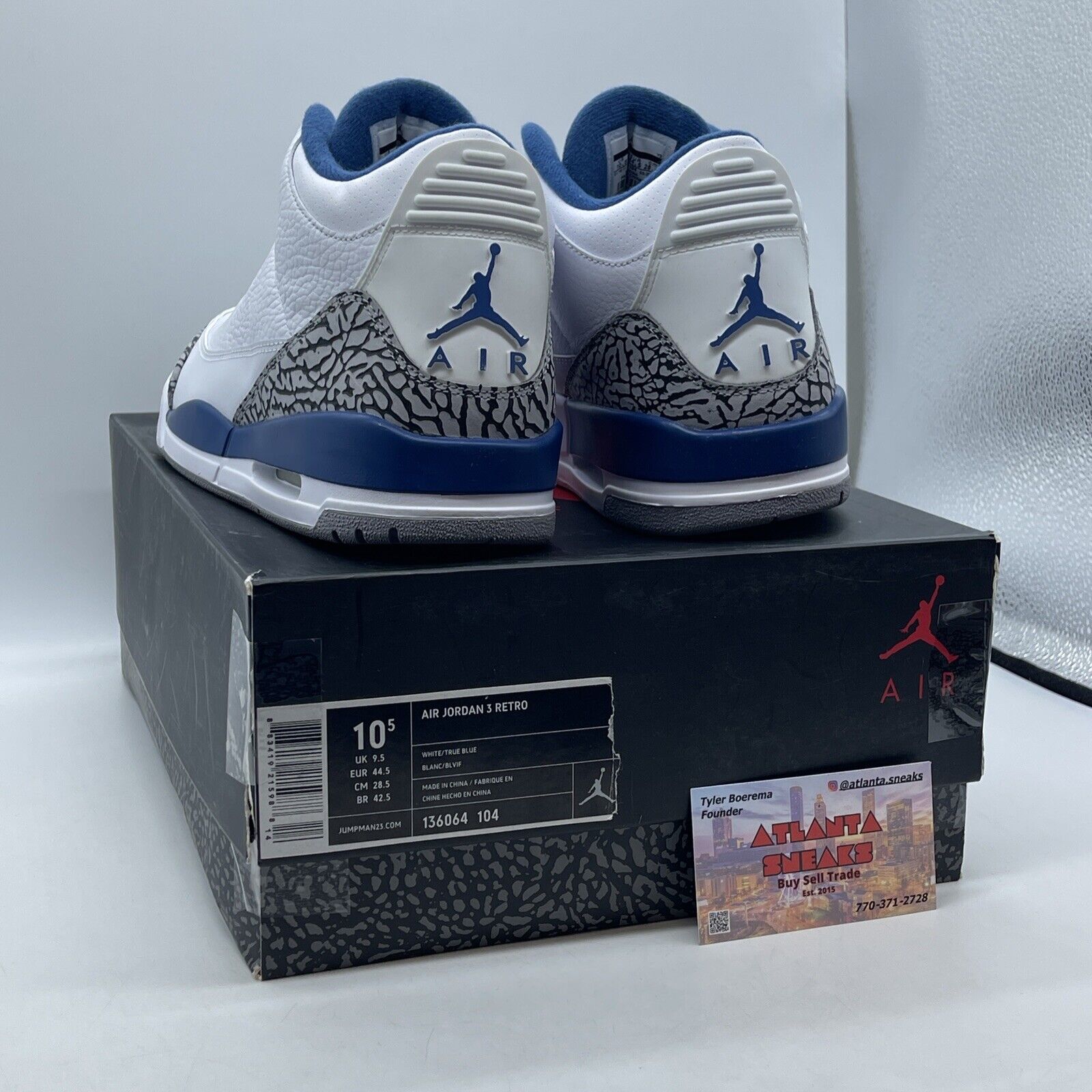 Size 10.5 - Air Jordan 3 Retro 2011 True Blue White Leather Suede (136064-104)