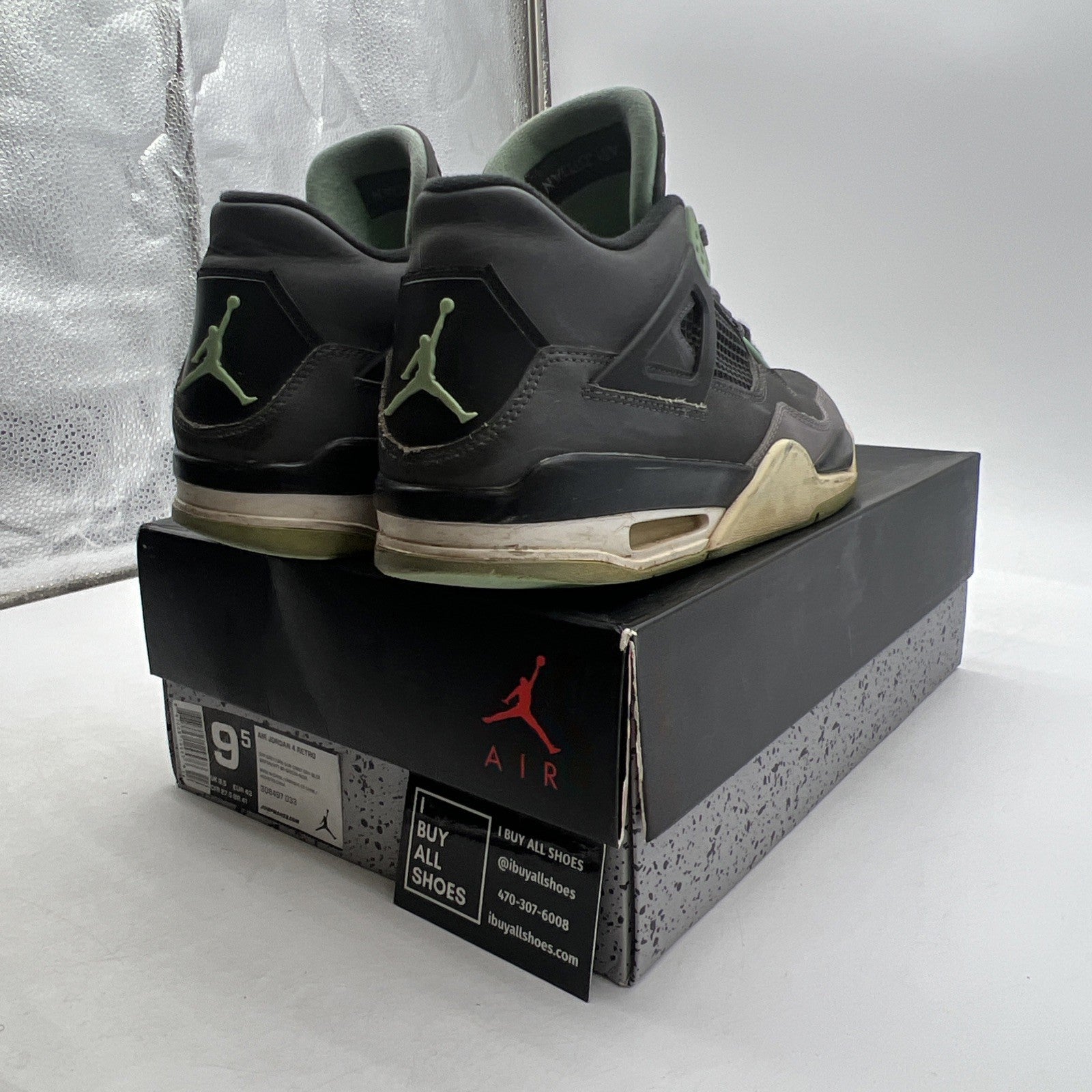 Size 9.5 - Air Jordan 4 Retro Green Glow 2013 (308497-033)