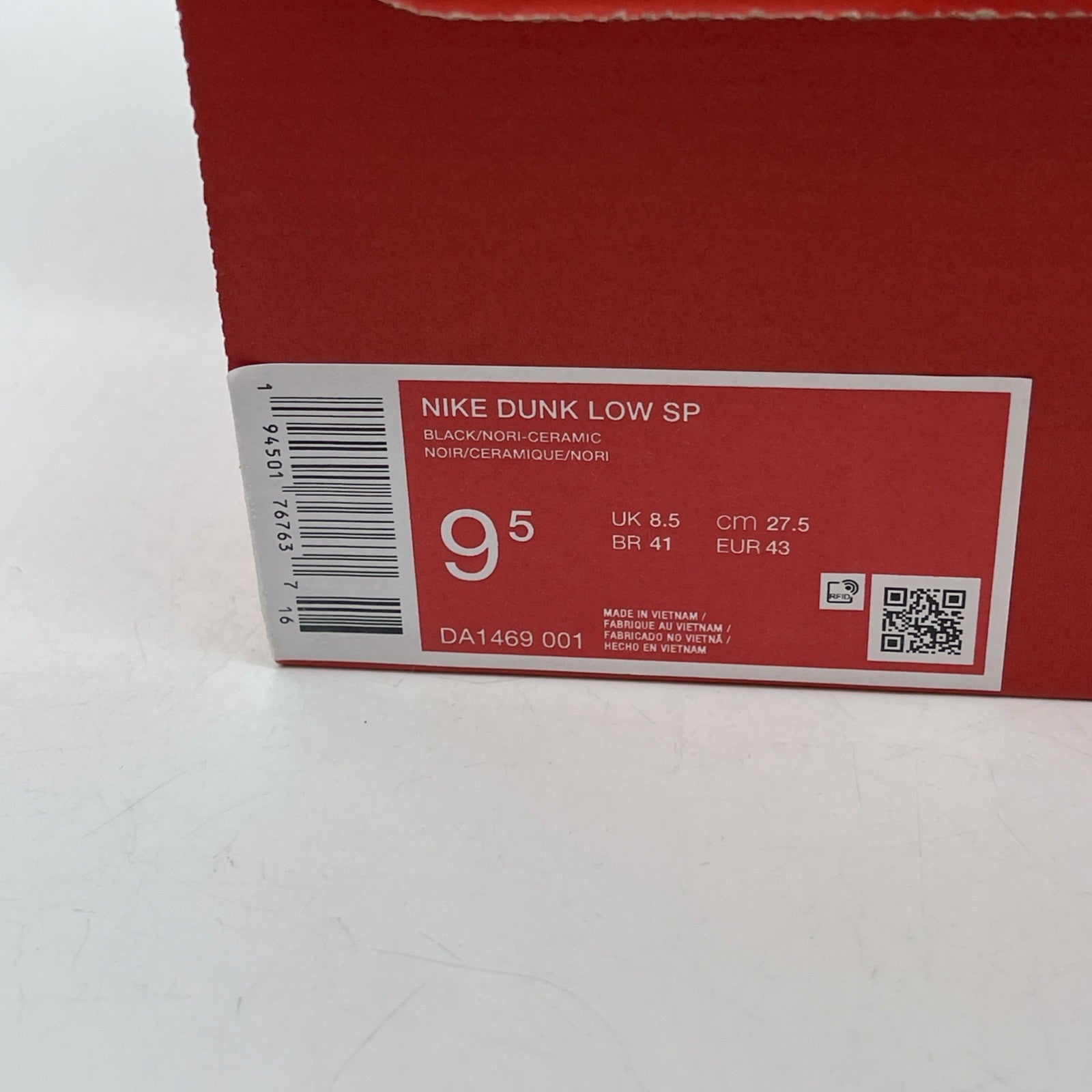 Size 9.5 - Nike Dunk SP Retro 2020 Low Ceramic Black Green Suede (DA1469-001)