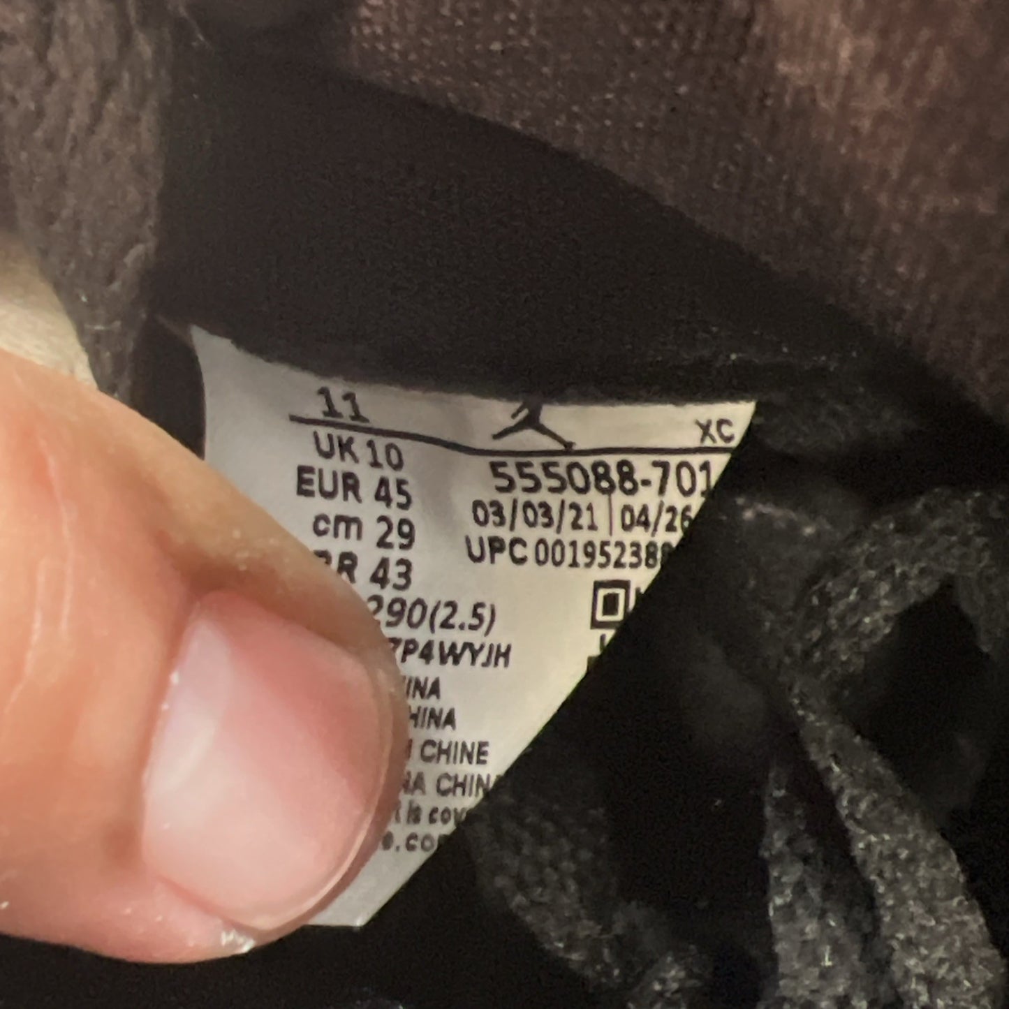 Size 11 - Air Jordan 1 Retro OG High Pollen (555088-701)