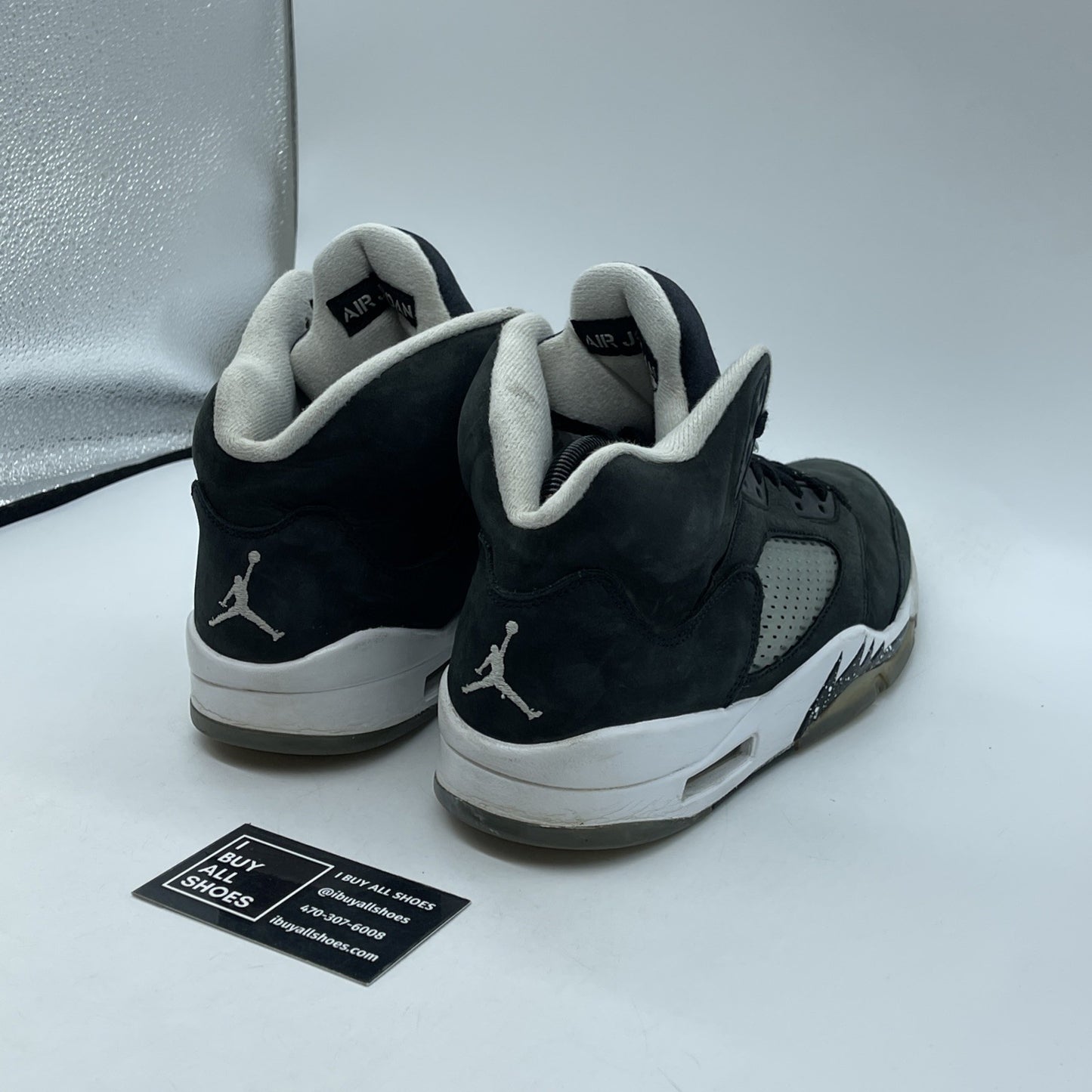 Size 9.5 - Jordan 5 Retro Mid Oreo Black White Suede (CT4838-011)