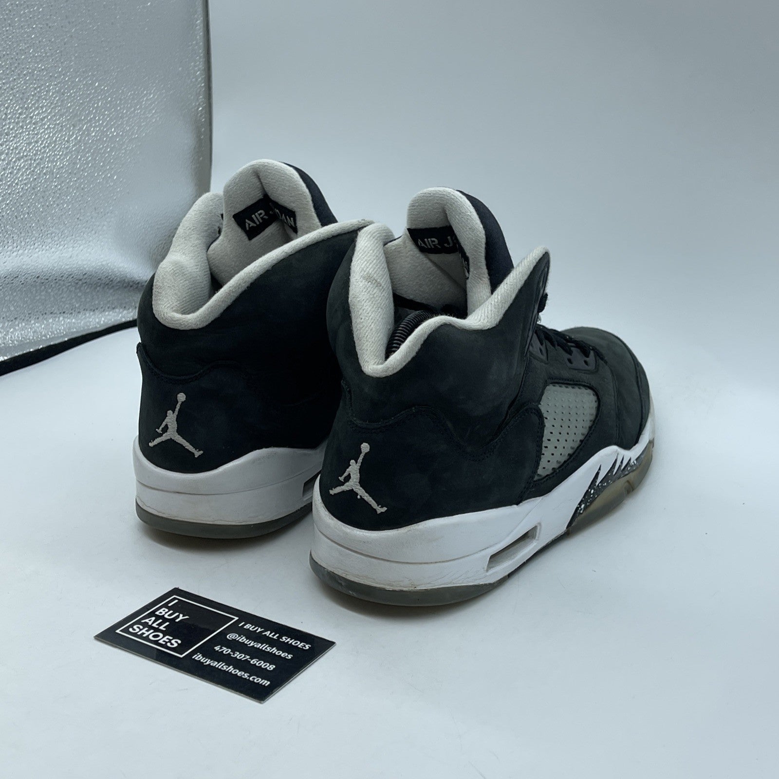Size 9.5 - Jordan 5 Retro Mid Oreo Black White Suede (CT4838-011)