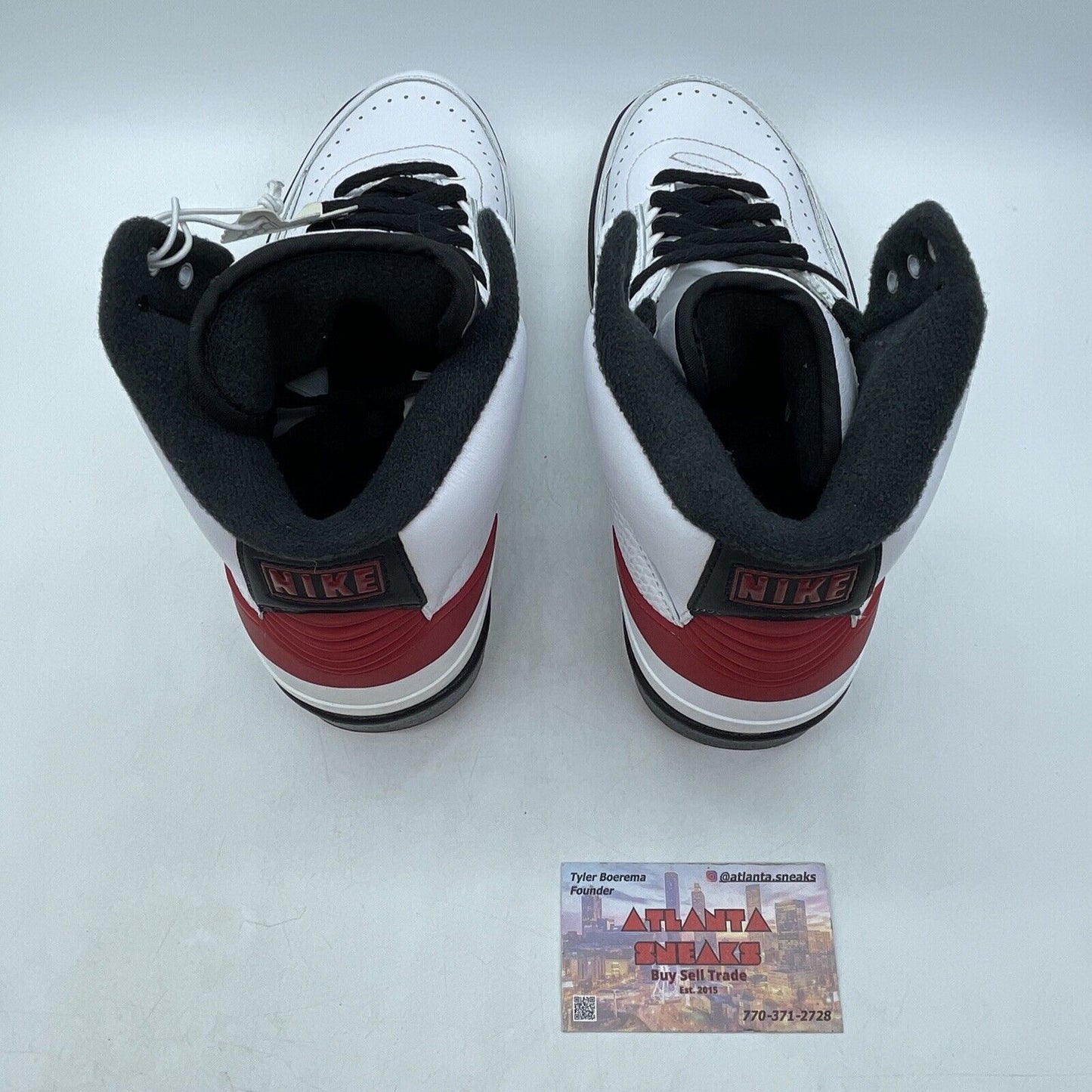 Size 9 - Jordan 2 Retro Mid Chicago White Black Red Leather (DX2454-106)