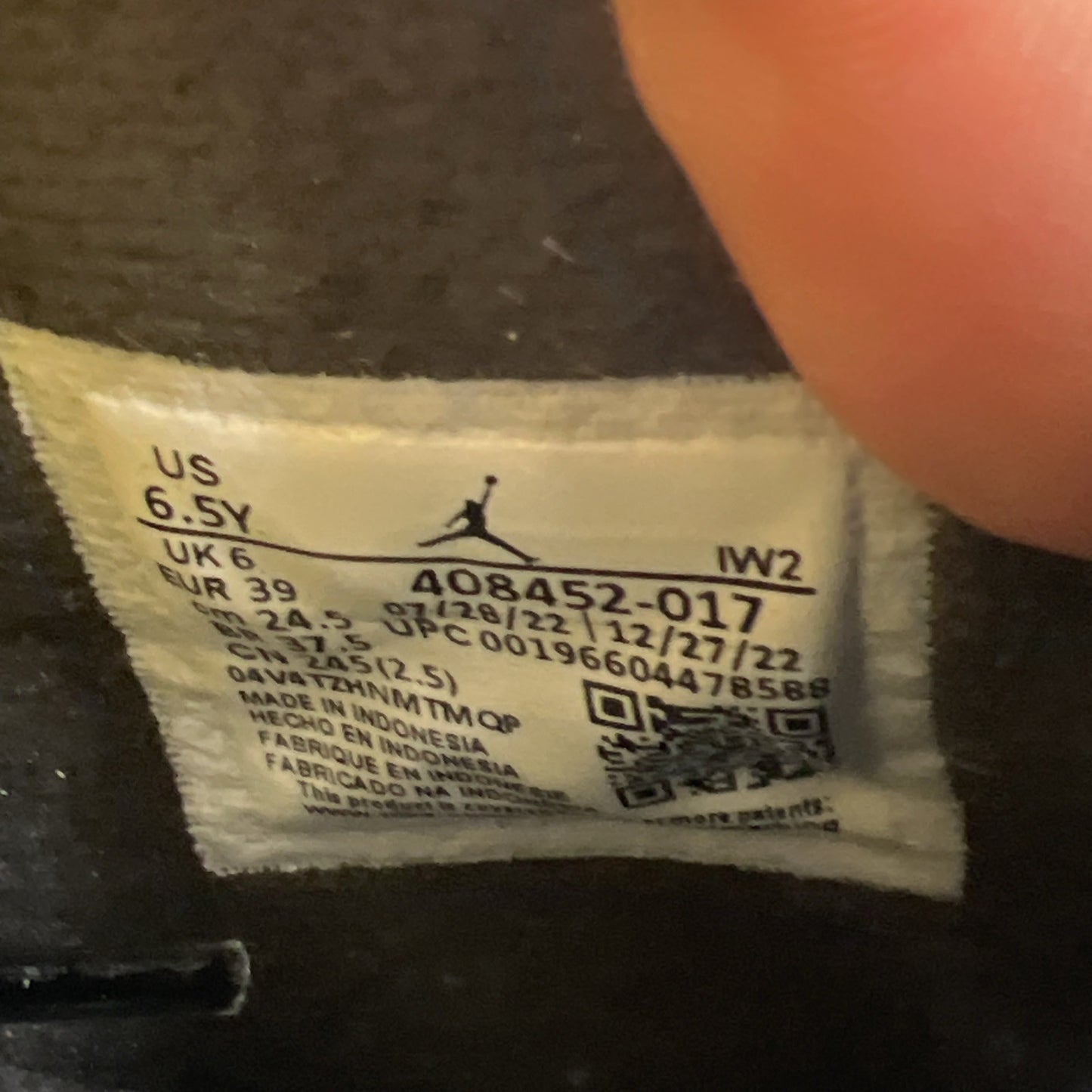 Size 6.5 - Air Jordan 4 Retro Mid Thunder (408452-017)