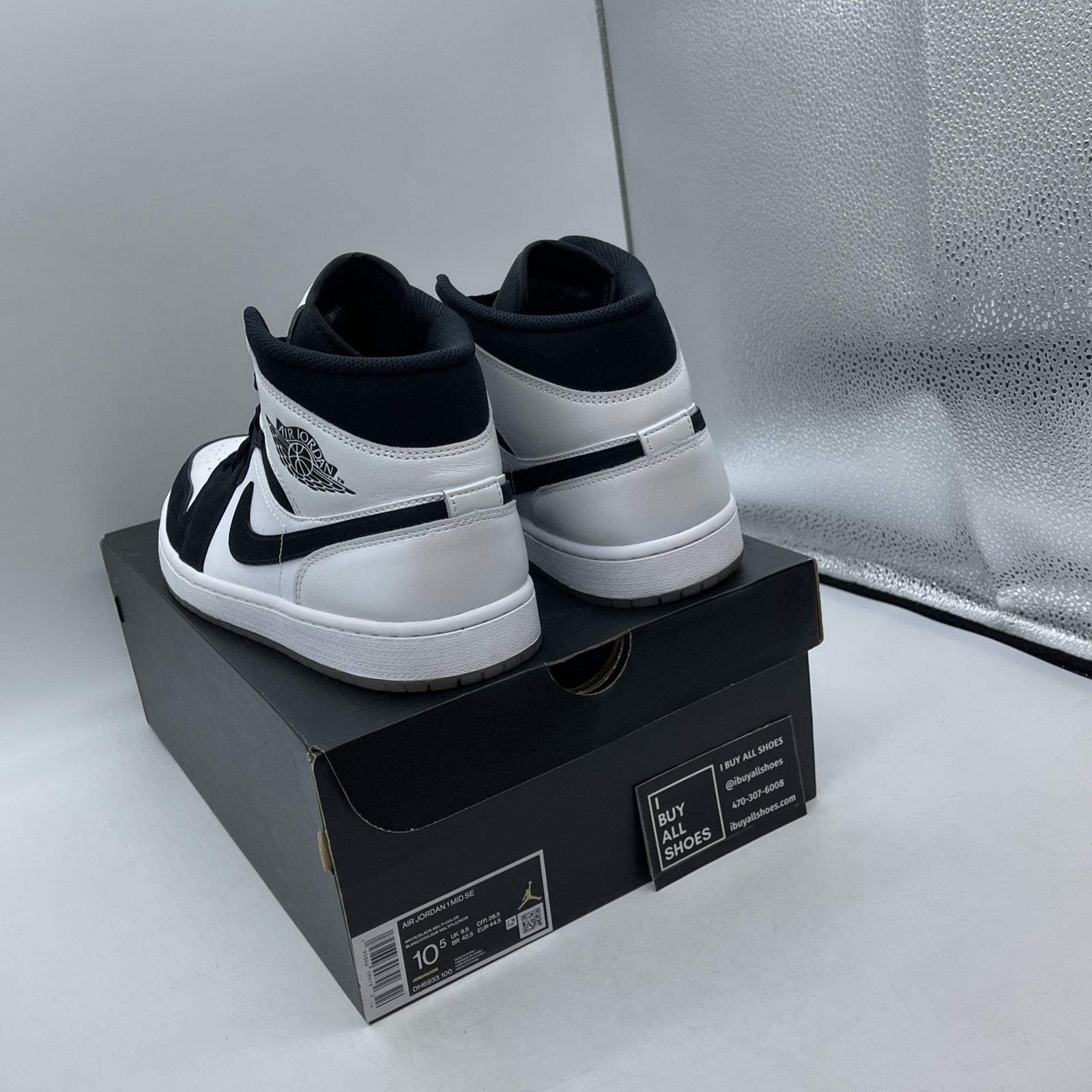 Size 10.5 - Jordan 1 Mid SE Diamond Black White Leather Suede (DH6933-100)